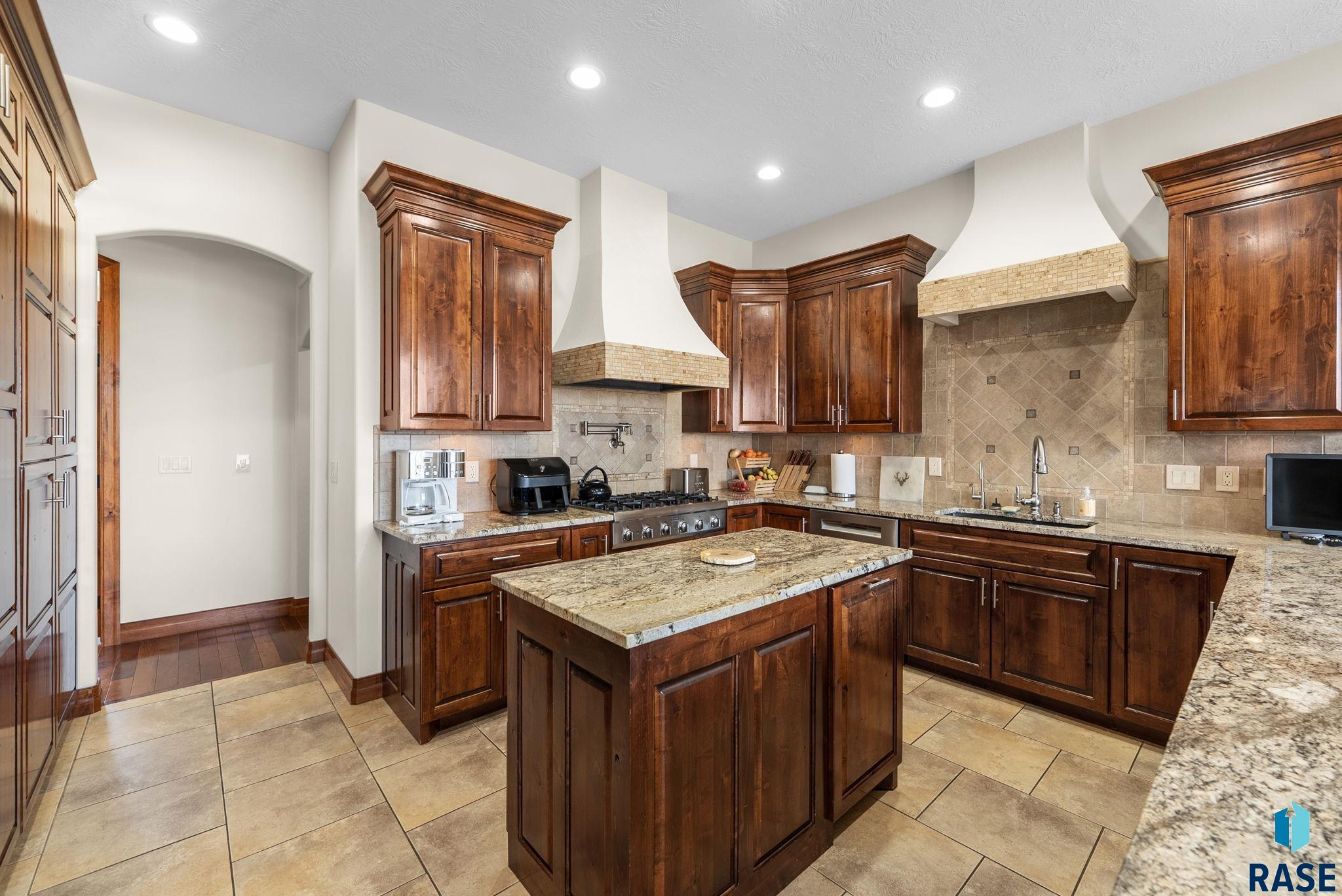 7500 S Ridgestone Dr
