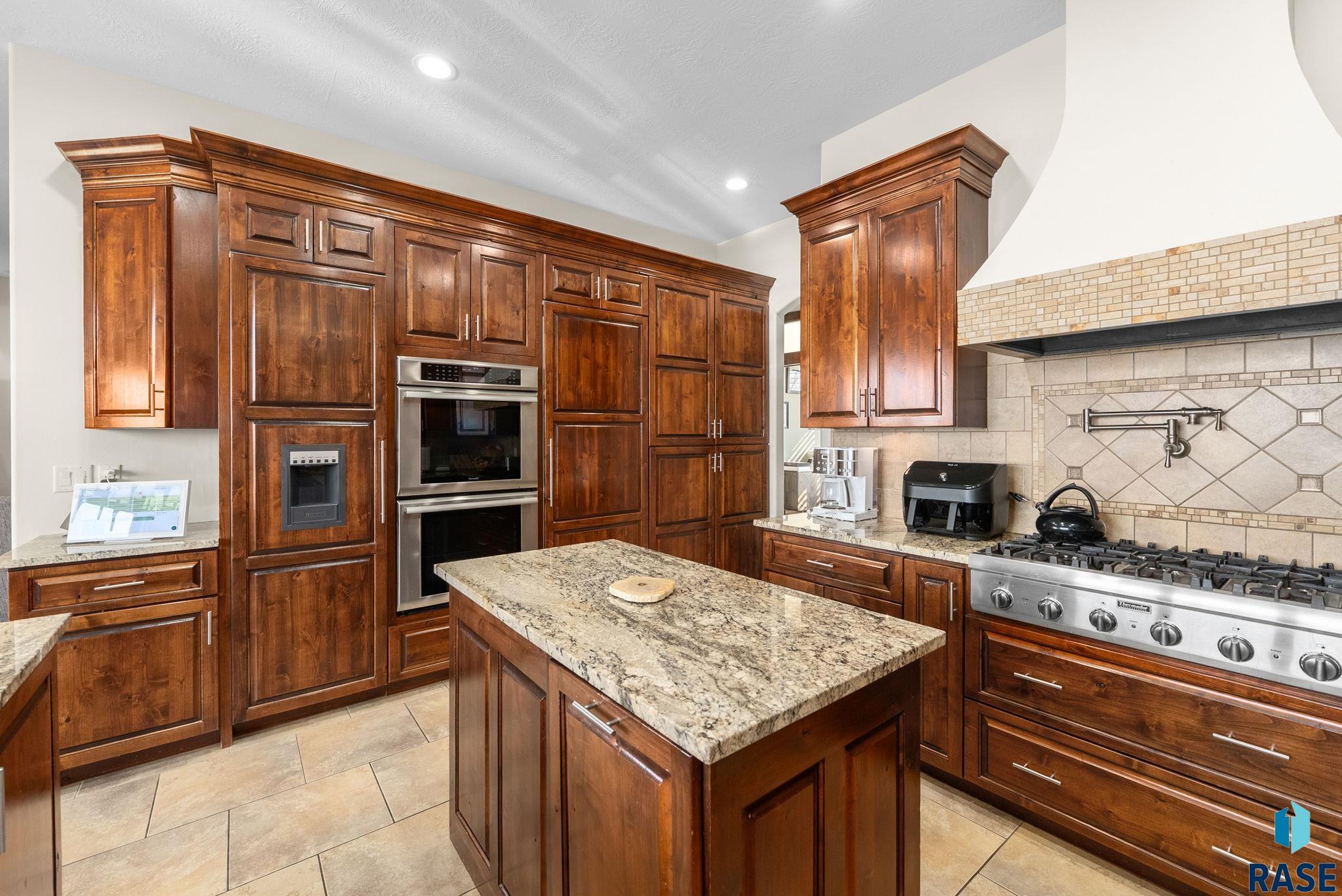 7500 S Ridgestone Dr