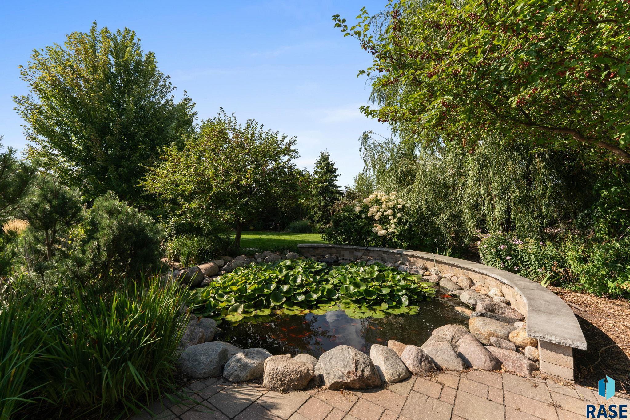 7500 S Ridgestone Dr