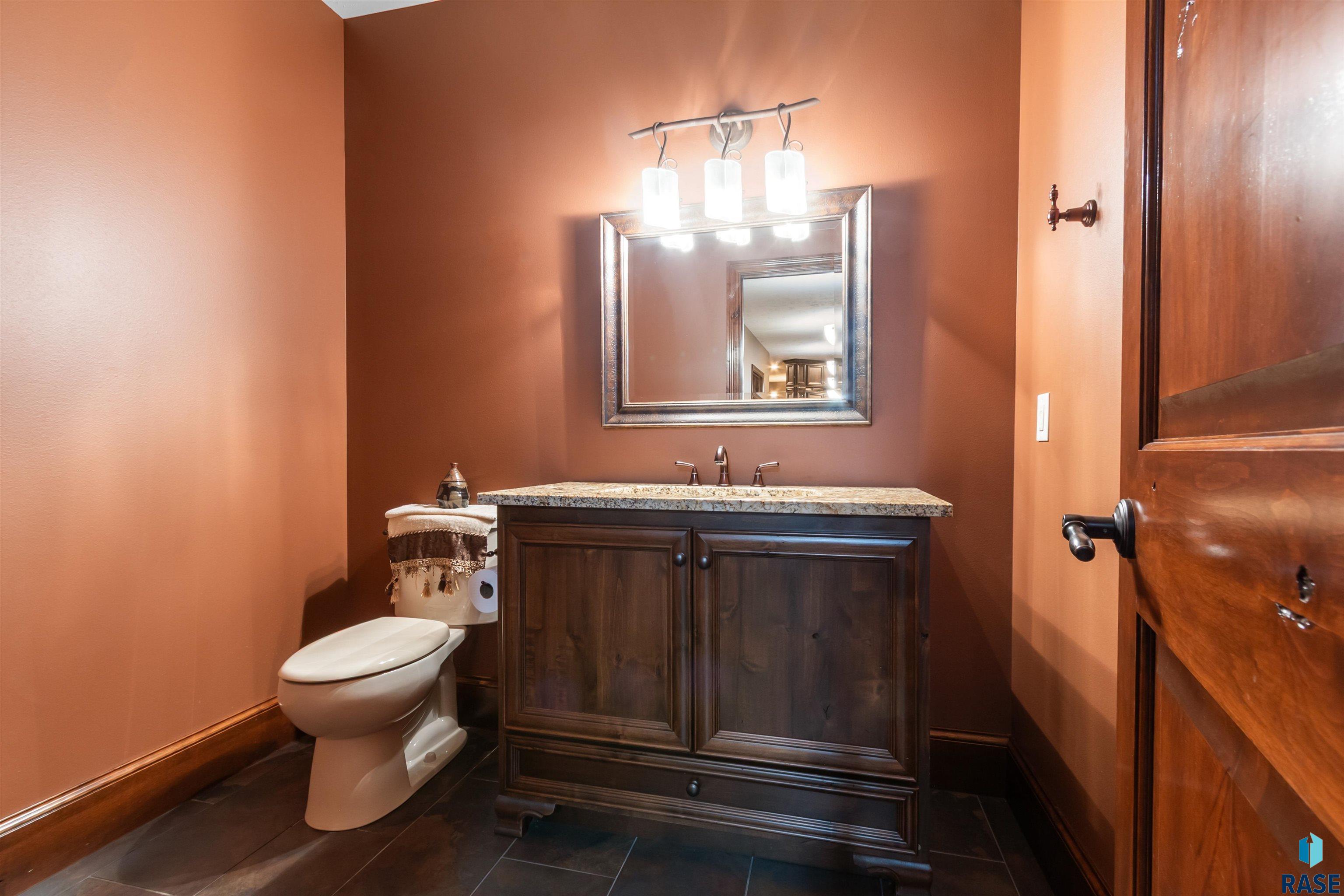 2601 W Latigo Trl