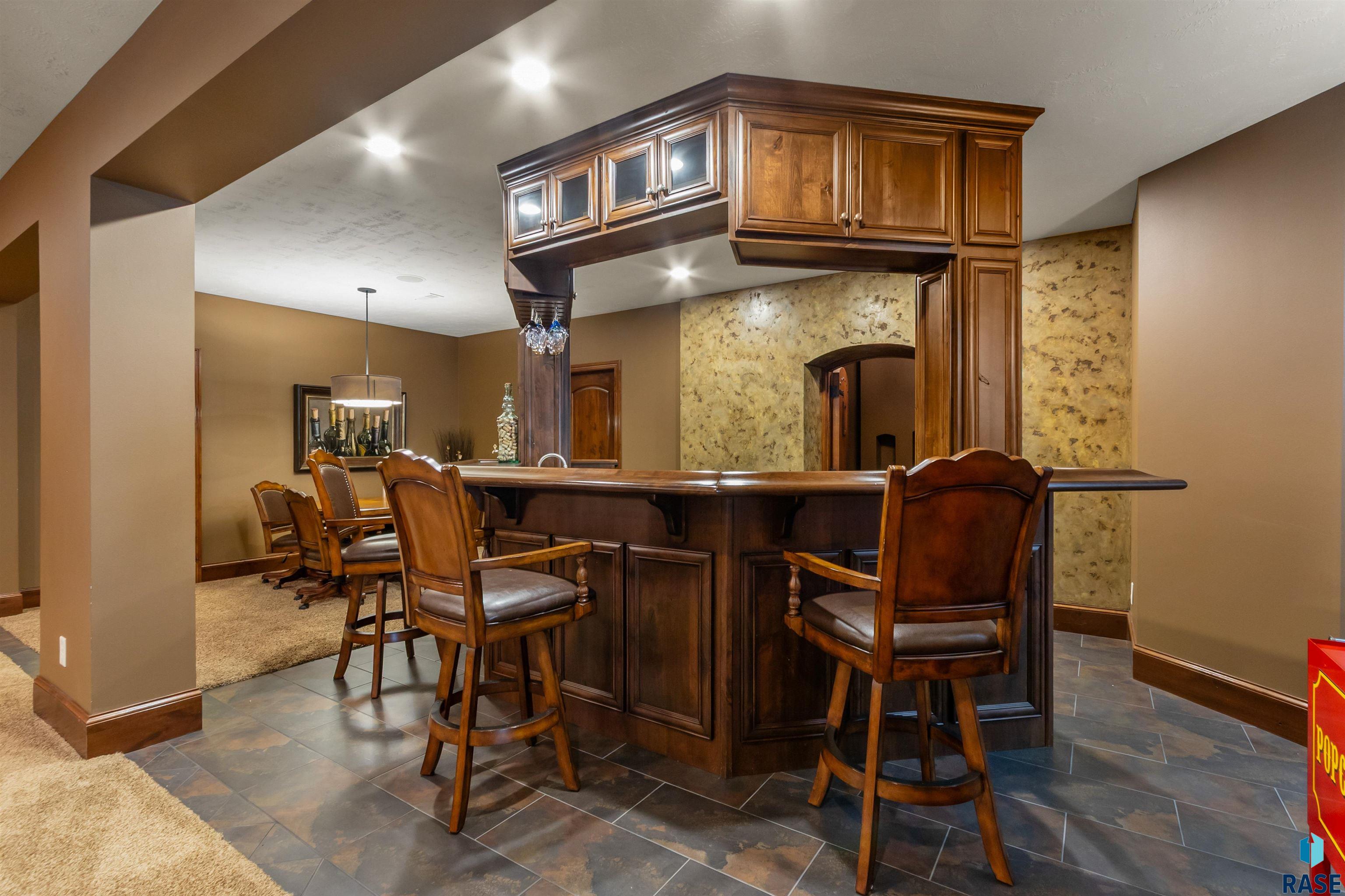 2601 W Latigo Trl