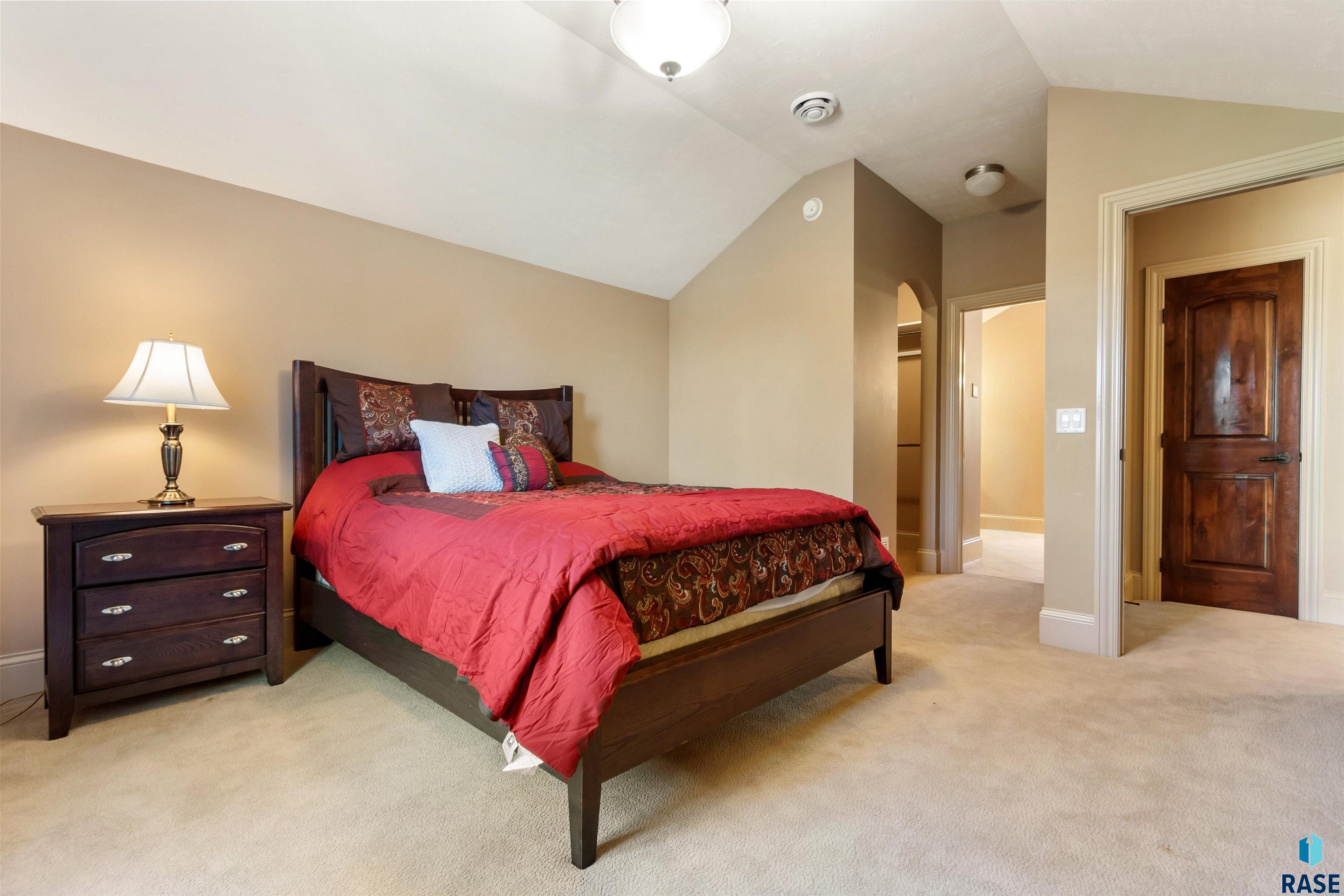 2601 W Latigo Trl