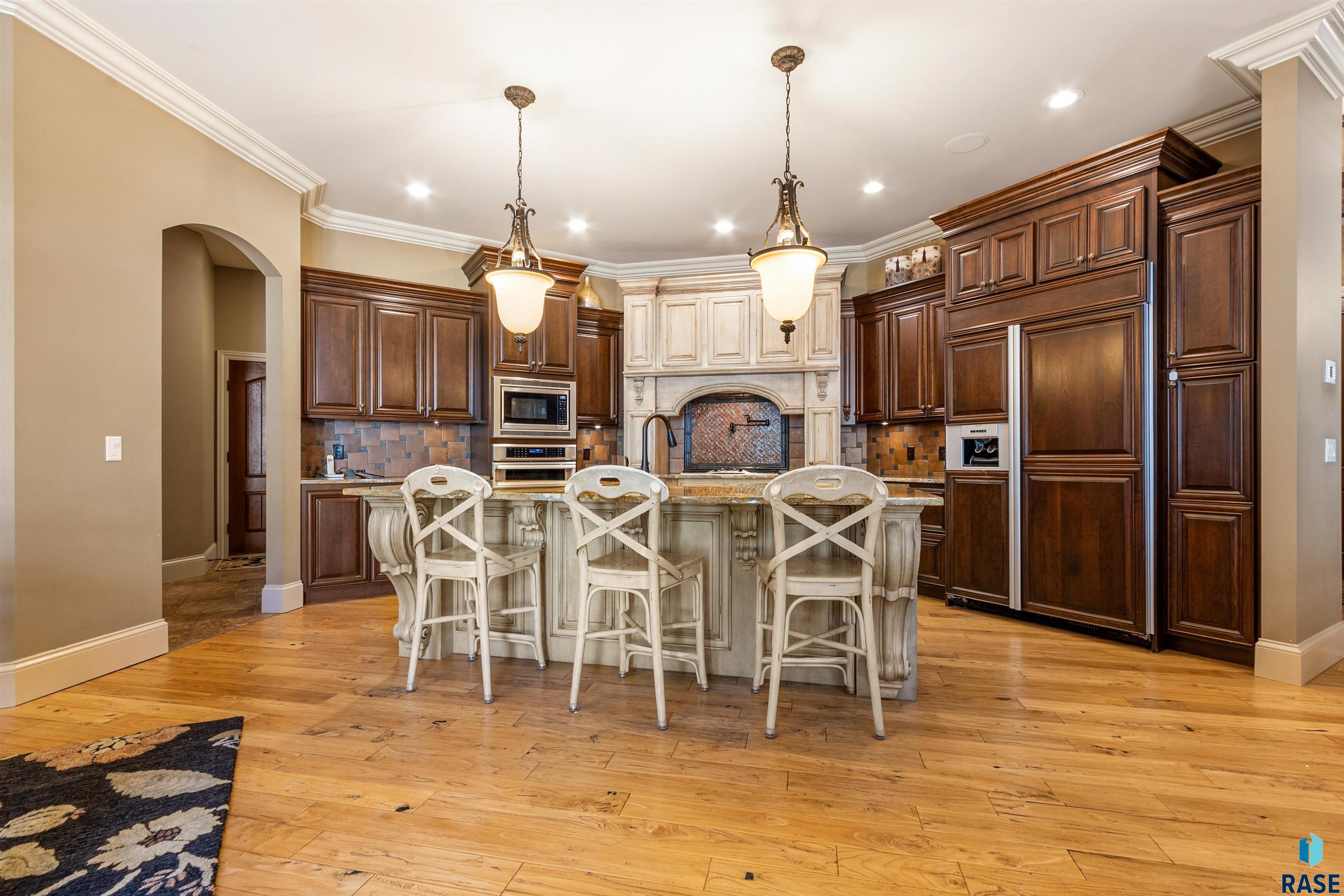 2601 W Latigo Trl