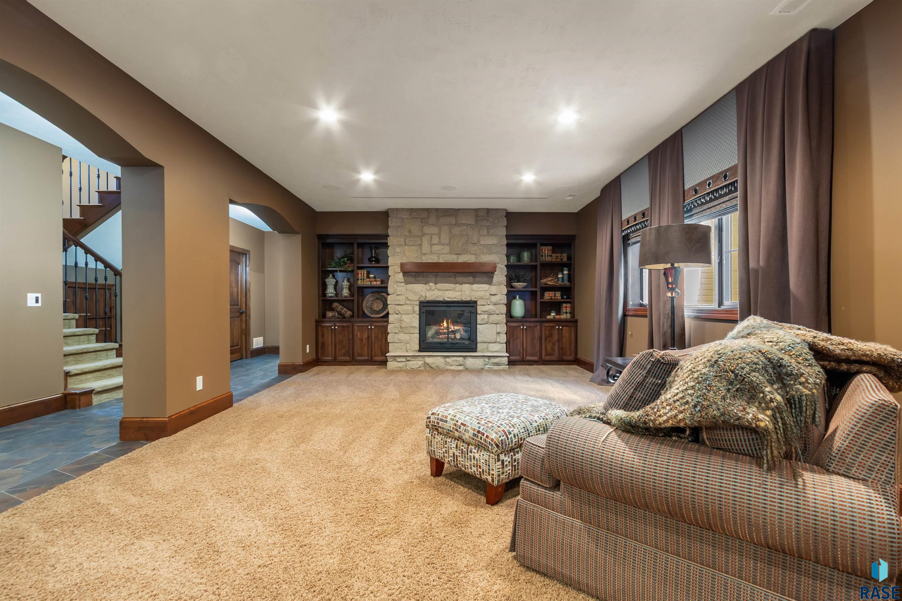 2601 W Latigo Trl