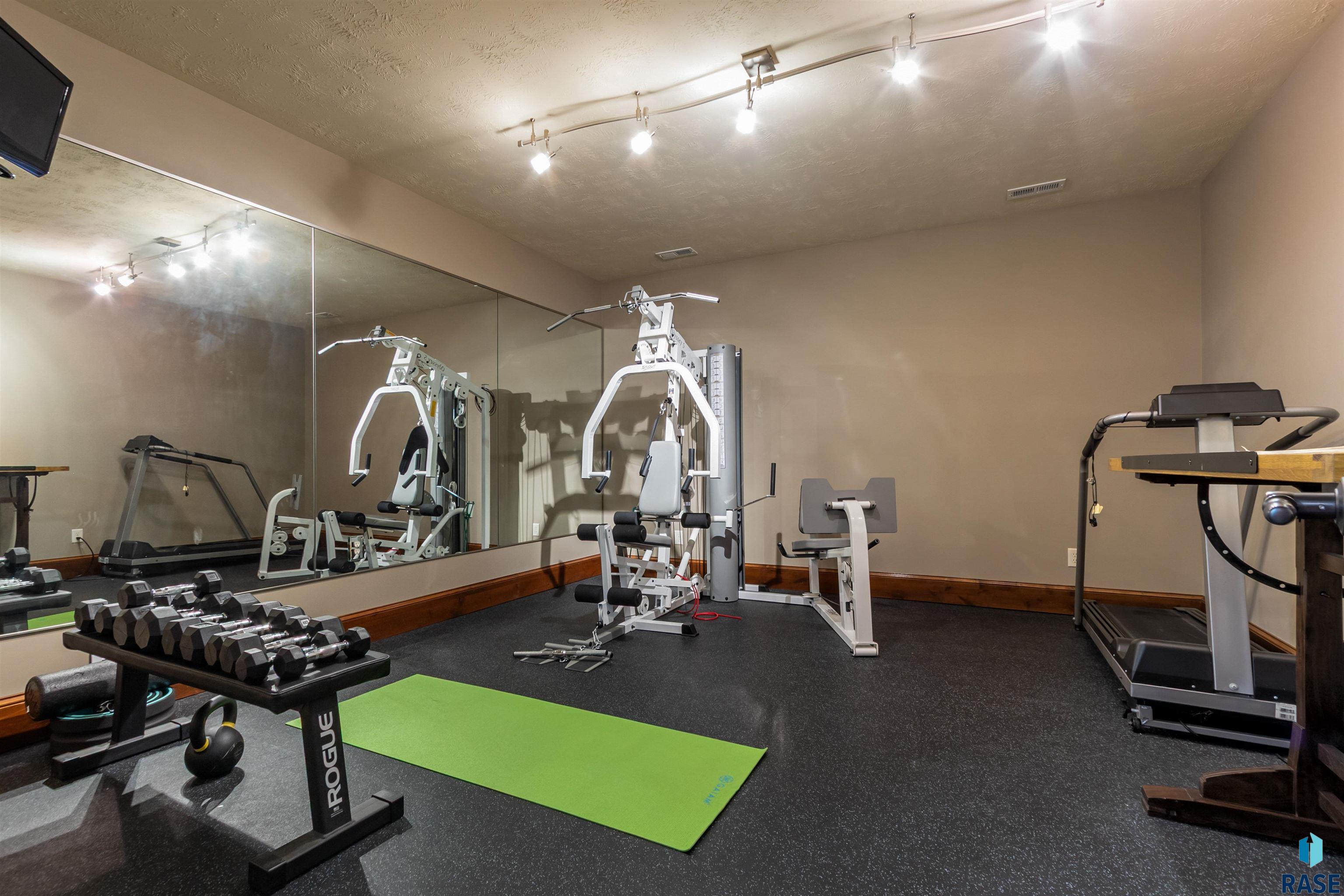 2601 W Latigo Trl