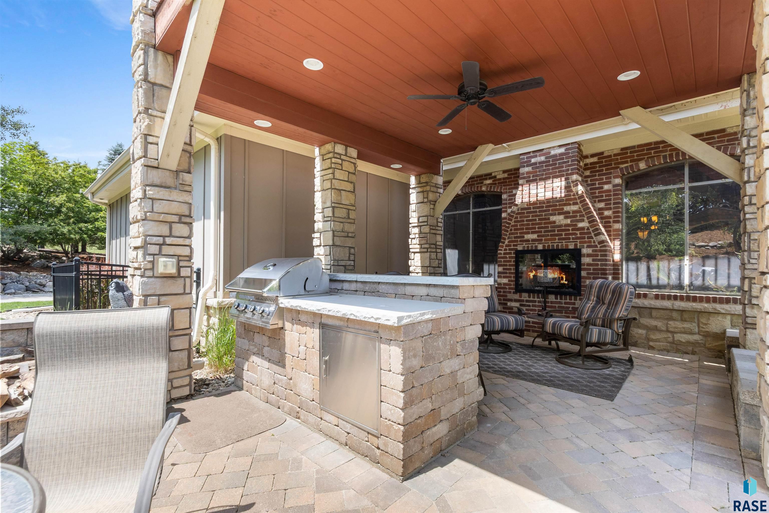 2601 W Latigo Trl