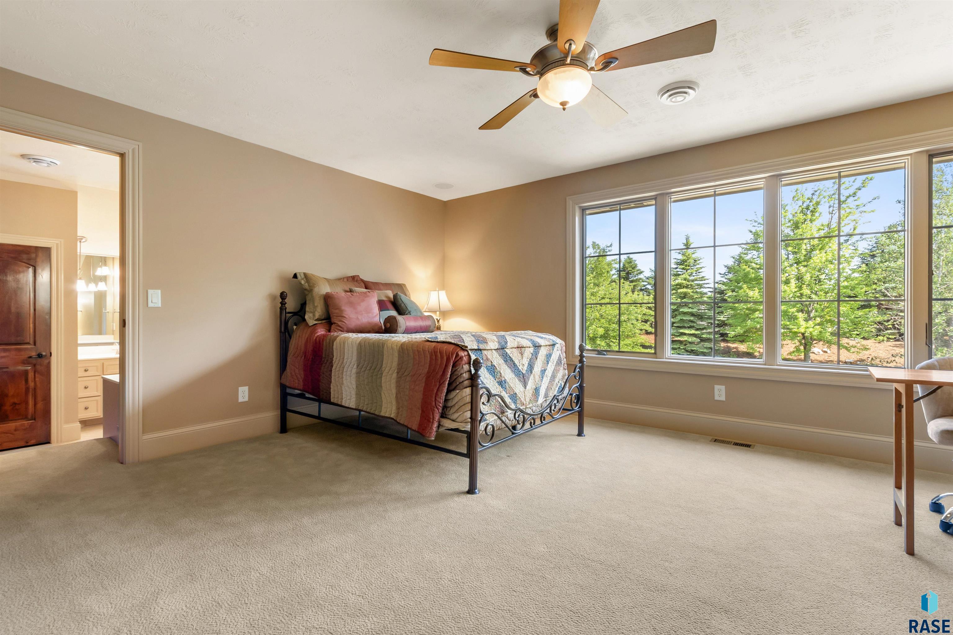 2601 W Latigo Trl