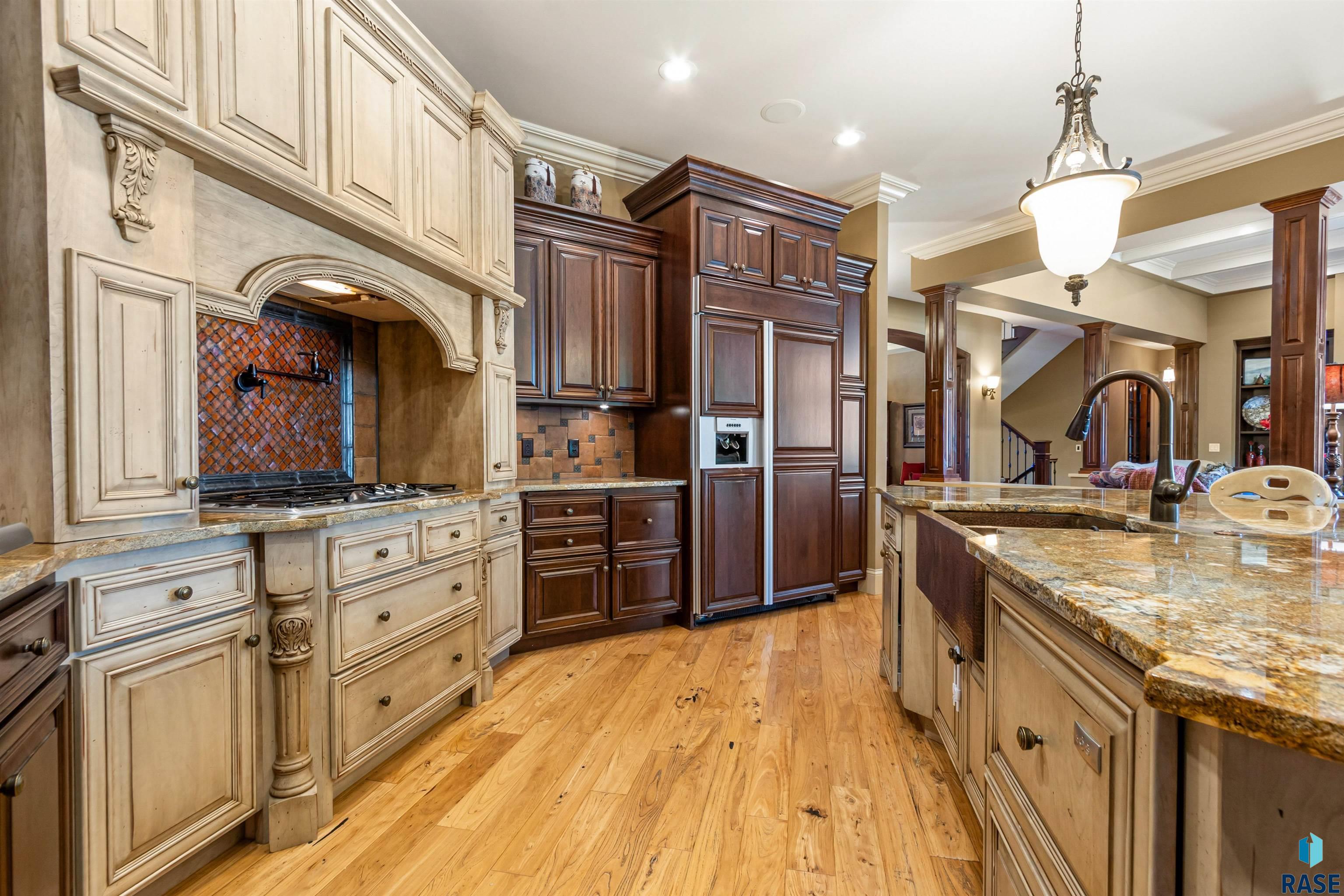 2601 W Latigo Trl