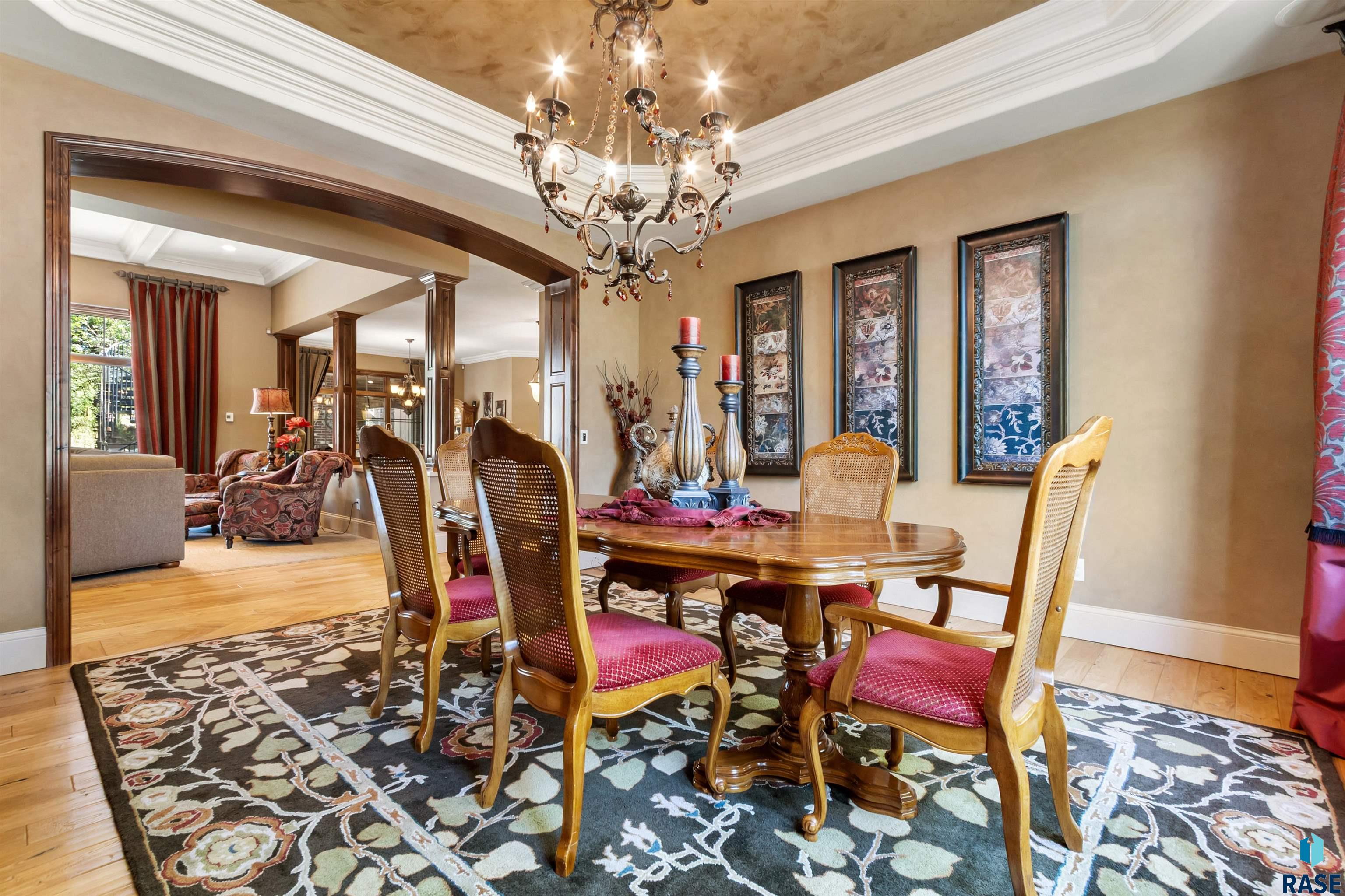 2601 W Latigo Trl