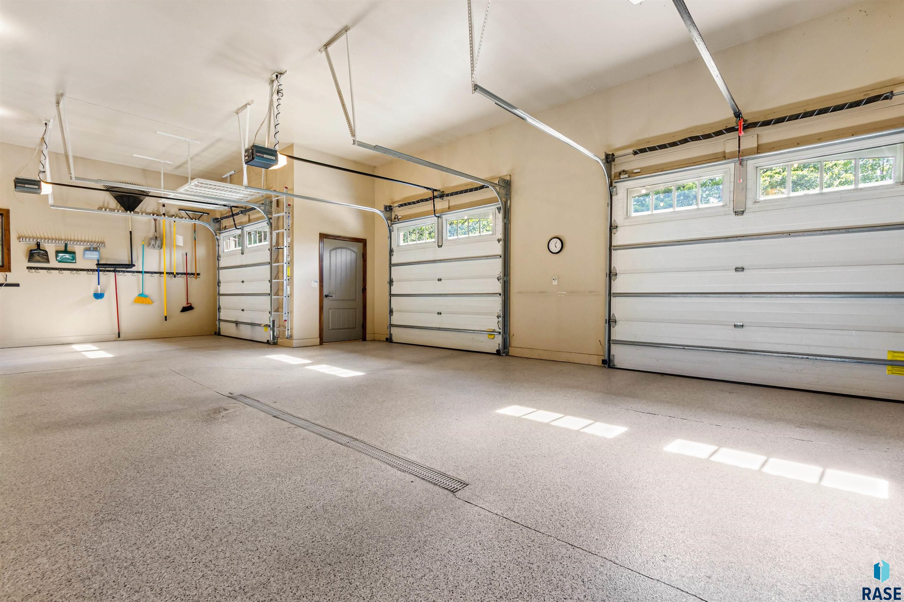 2601 W Latigo Trl