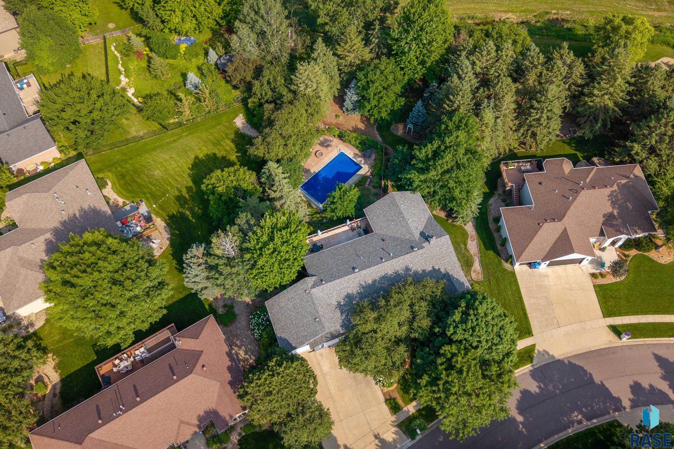 3004 S Coral Ct
