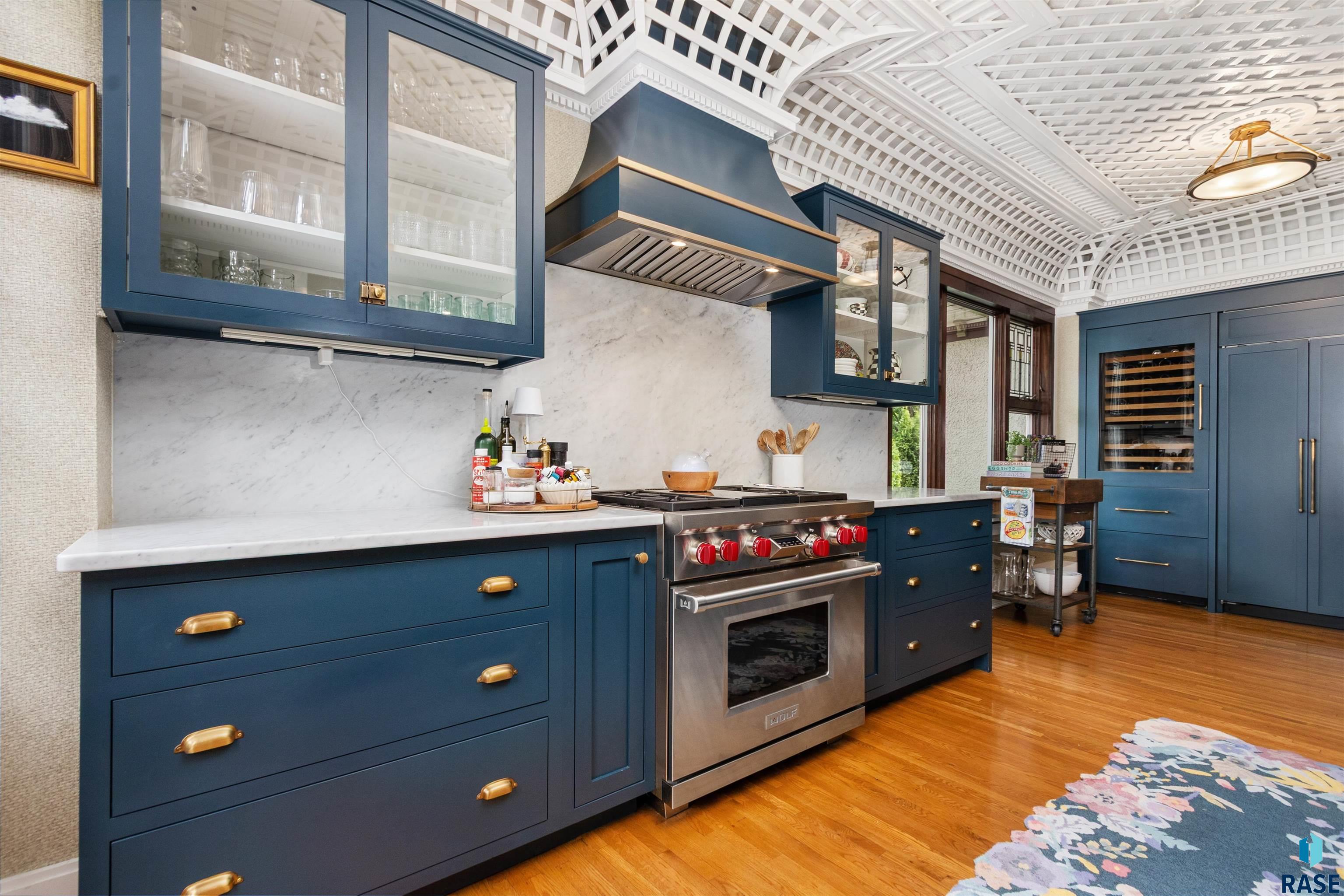 118 W 19th St