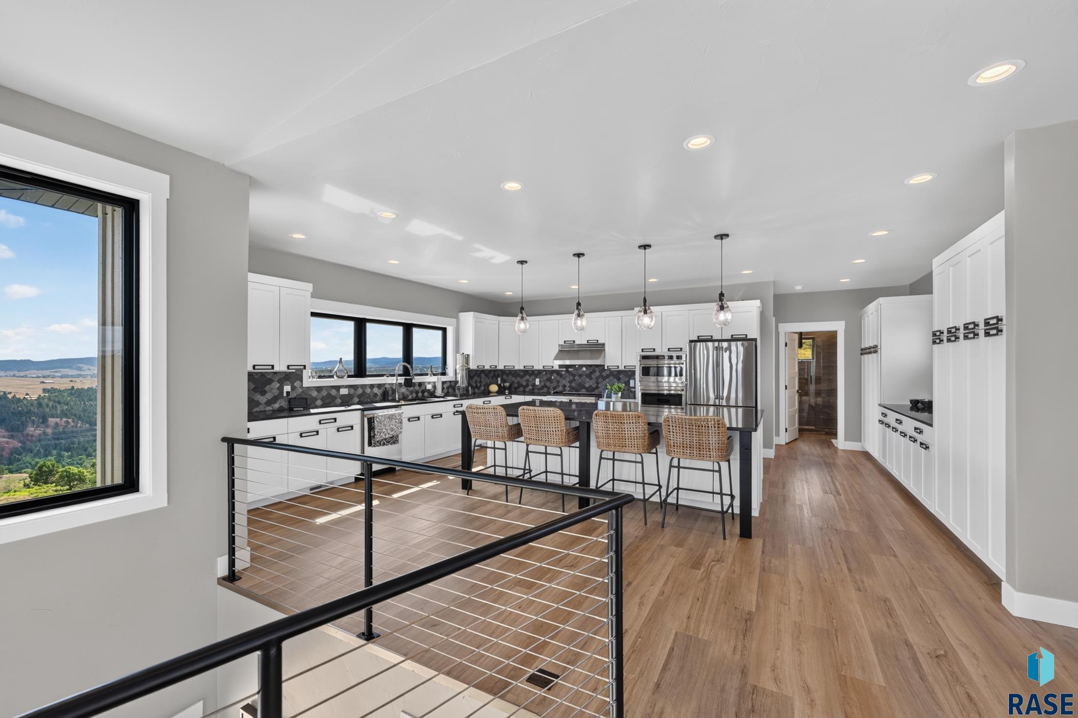 2111 Vantage Cir