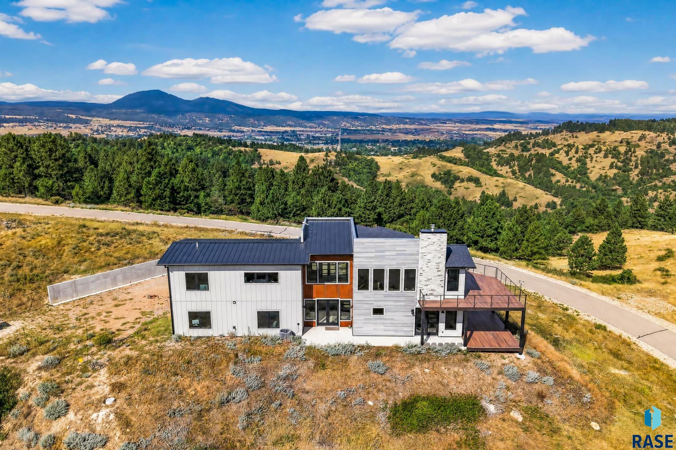 2111 Vantage Cir