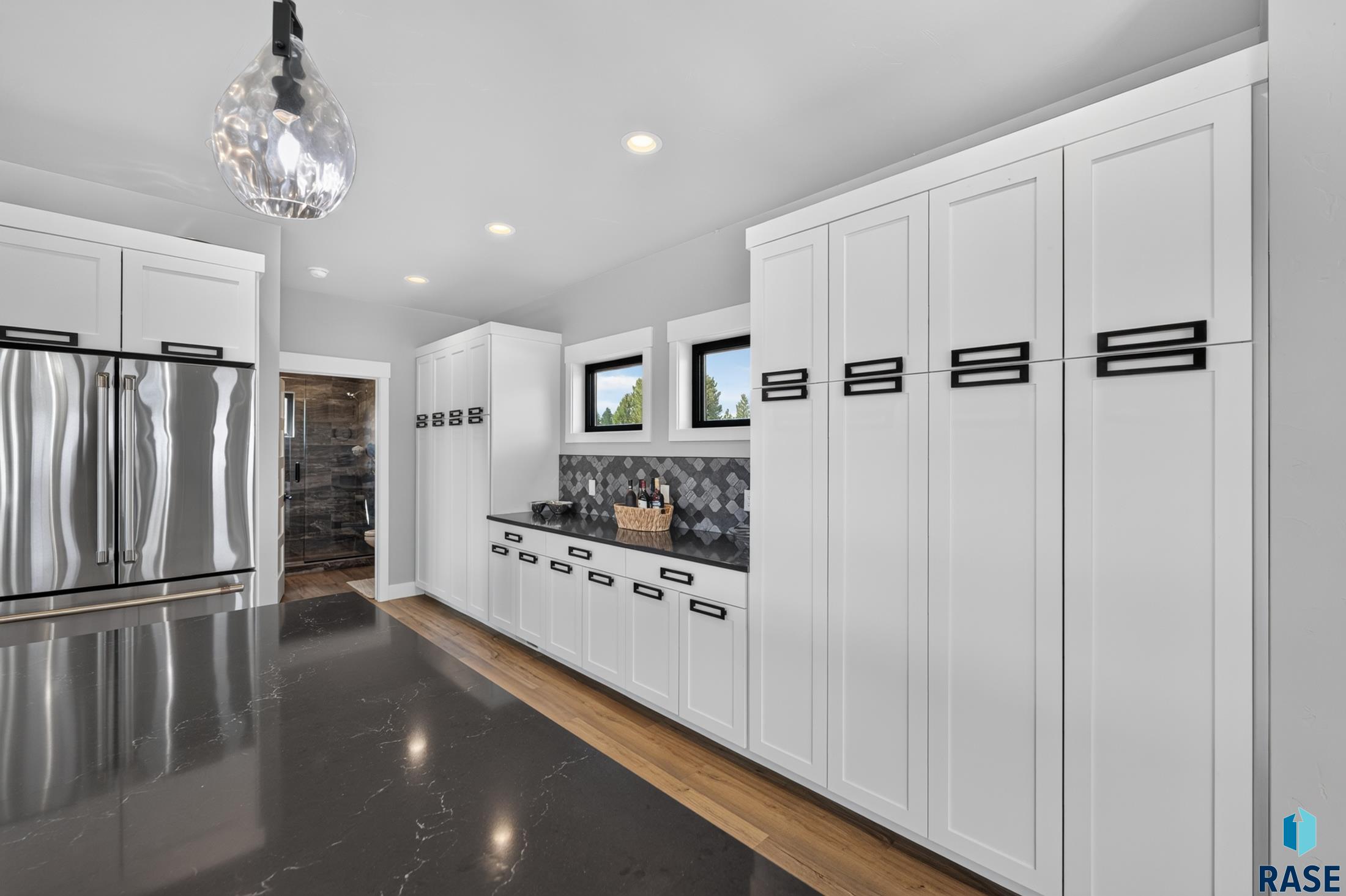2111 Vantage Cir