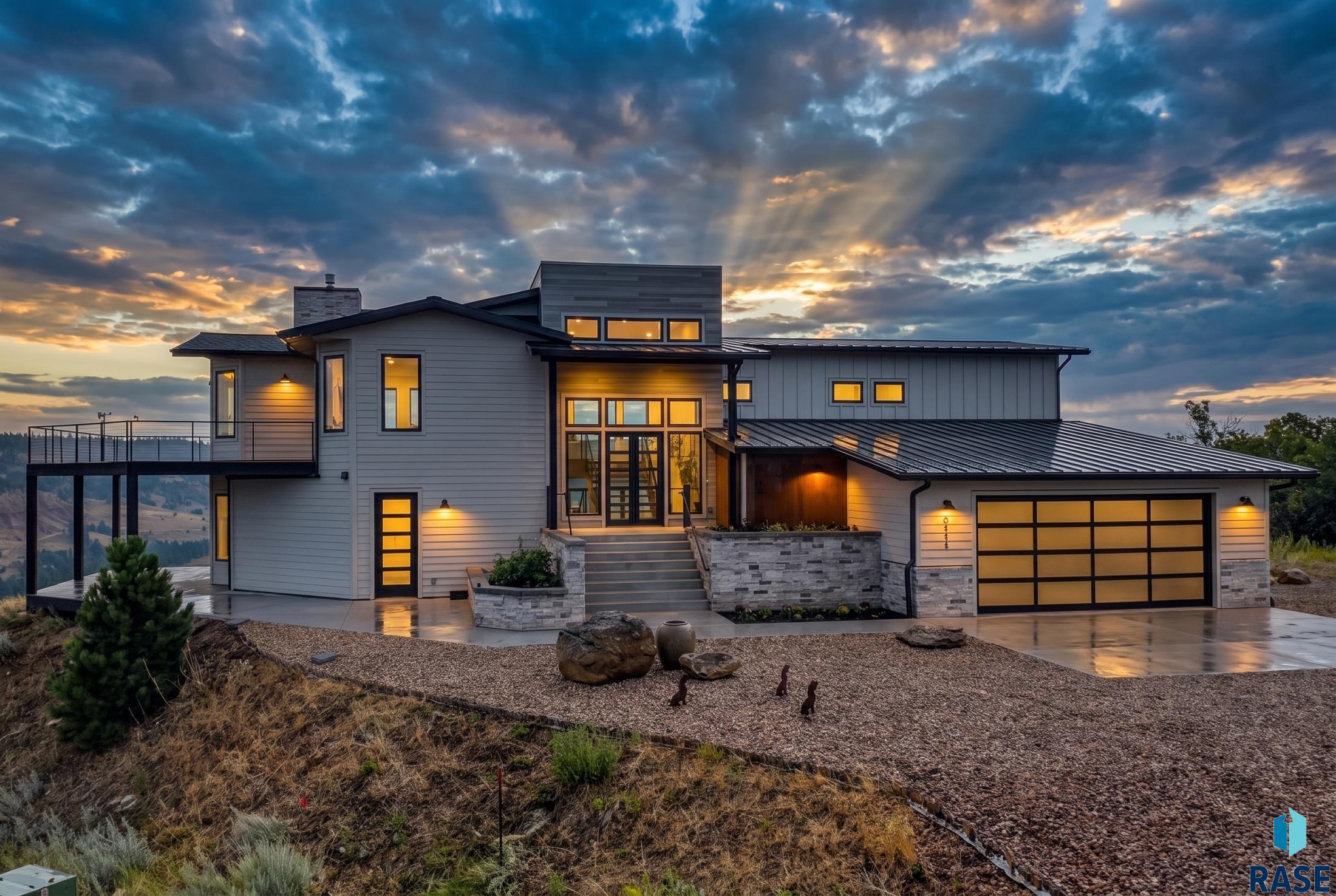 2111 Vantage Cir