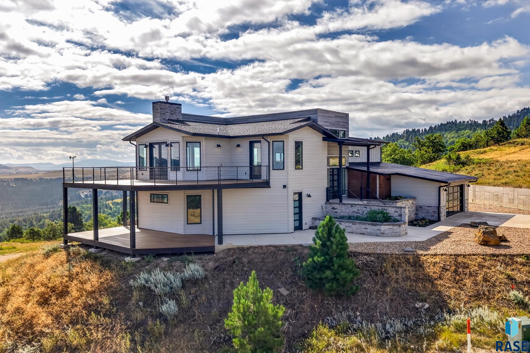 2111 Vantage Cir