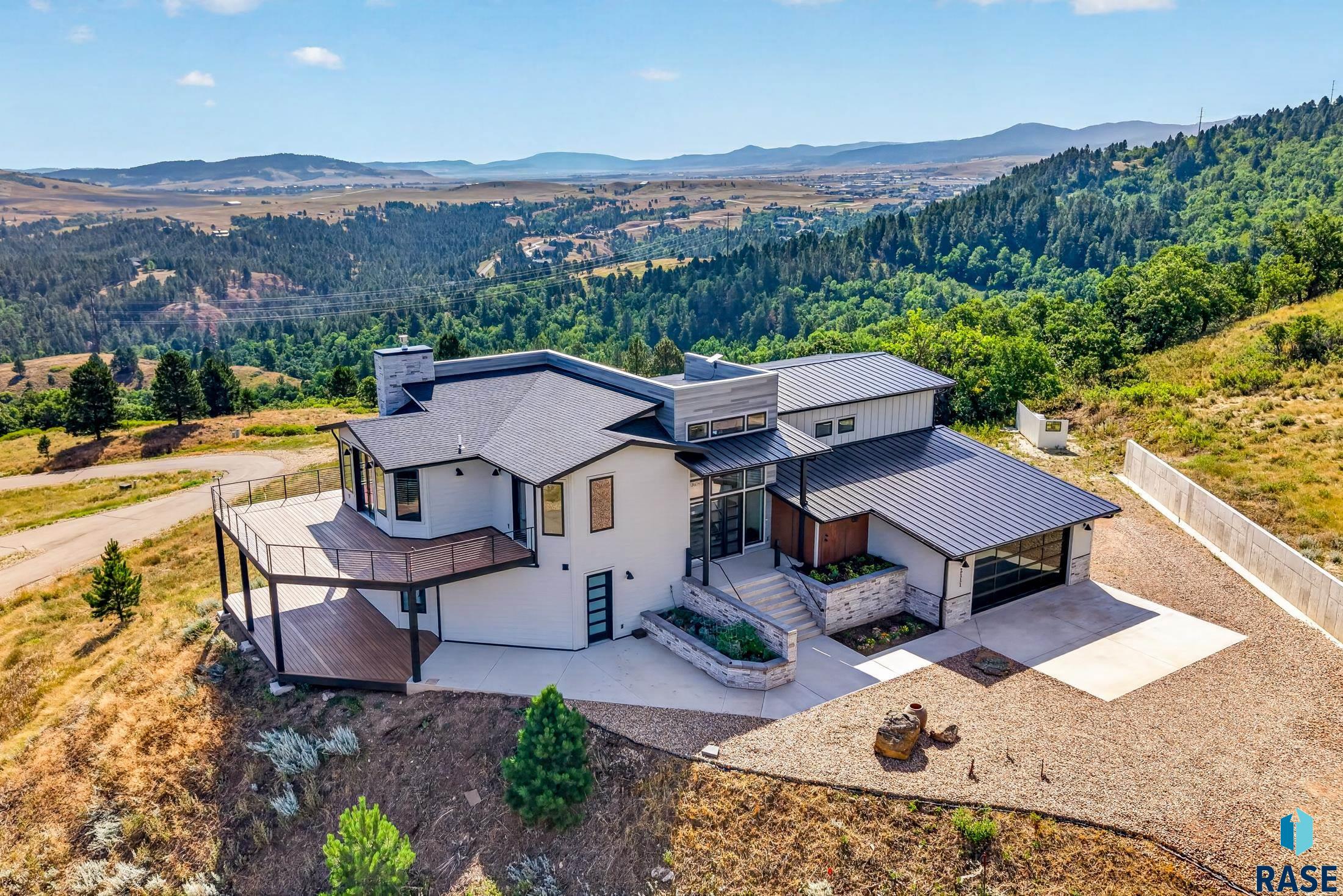 2111 Vantage Cir