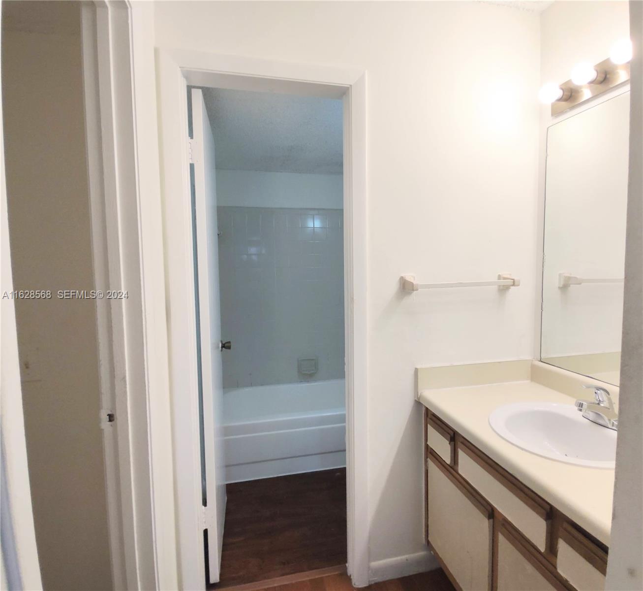 4241 W Mcnab Road 27