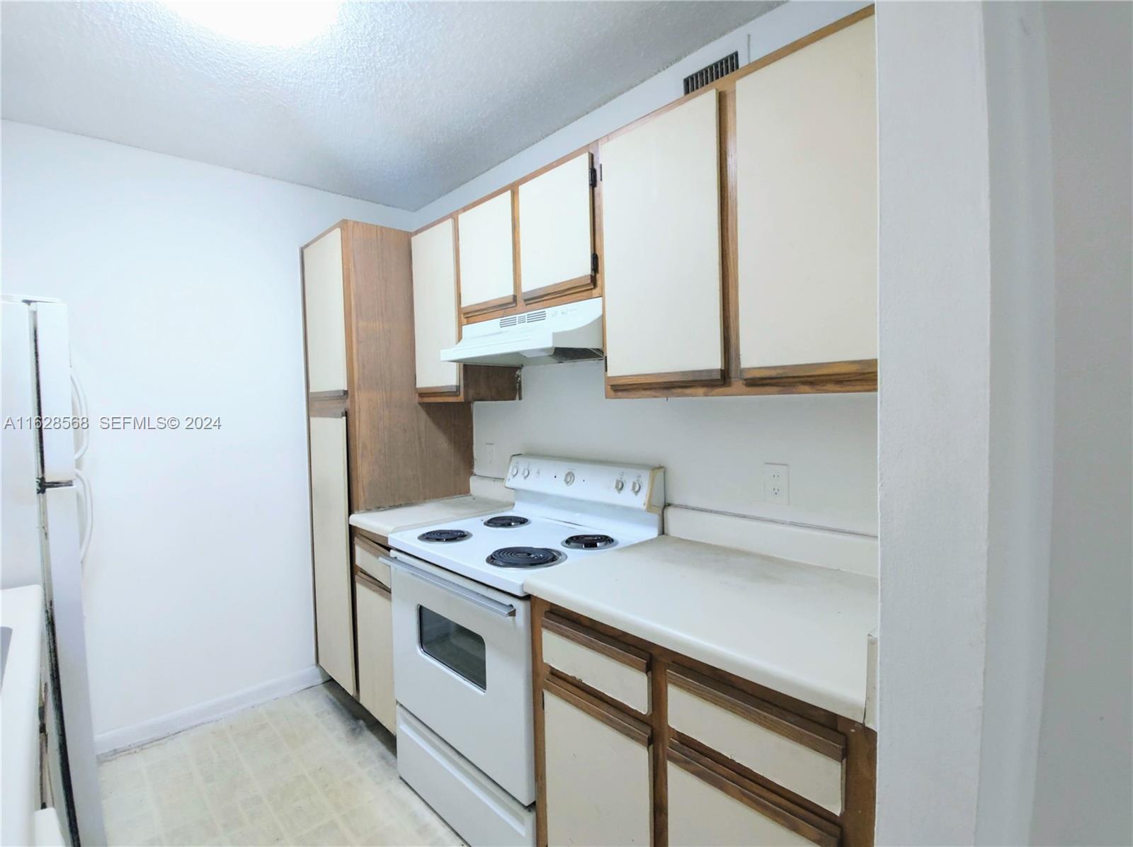 4241 W Mcnab Road 27