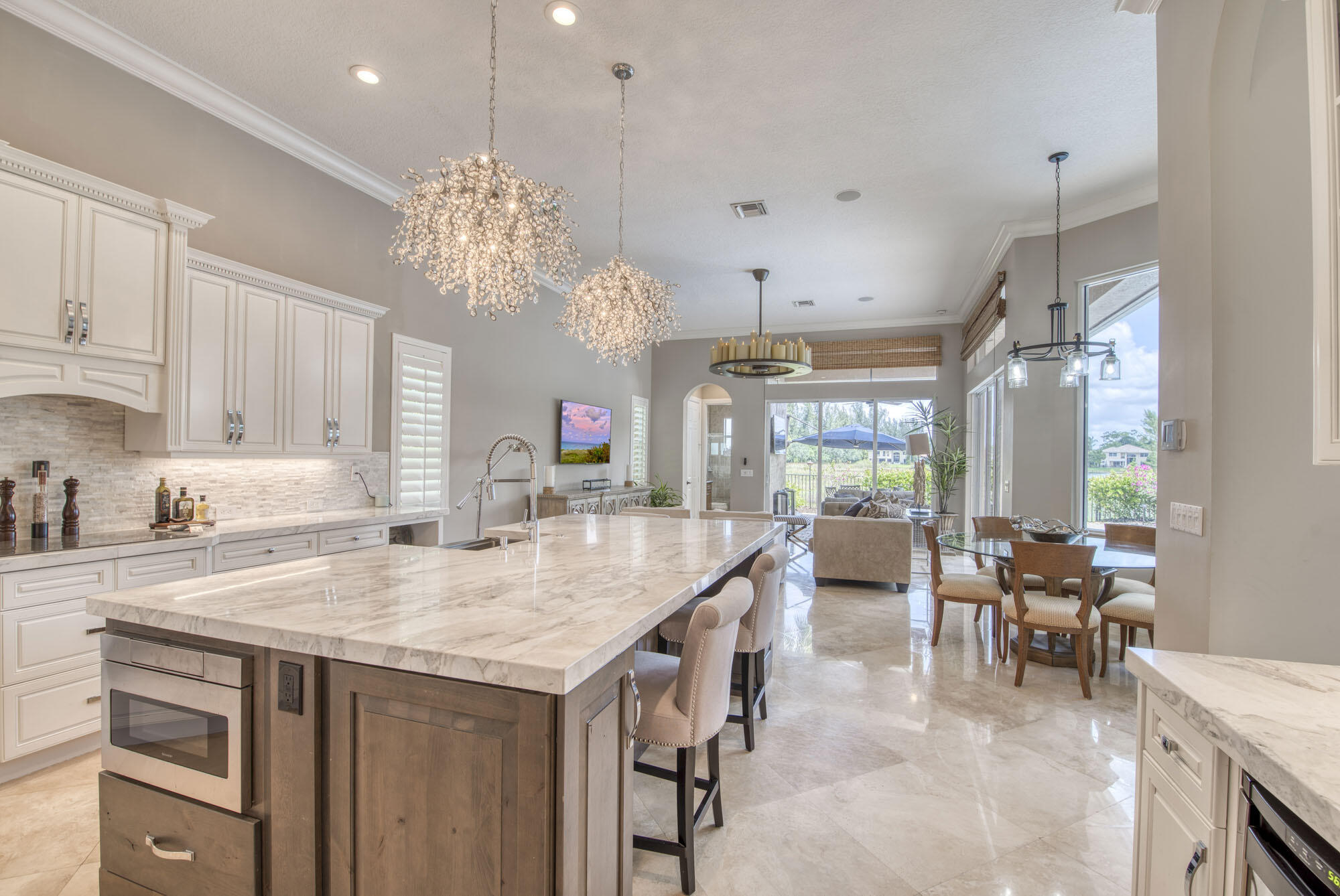 8801 Wellington View Drive