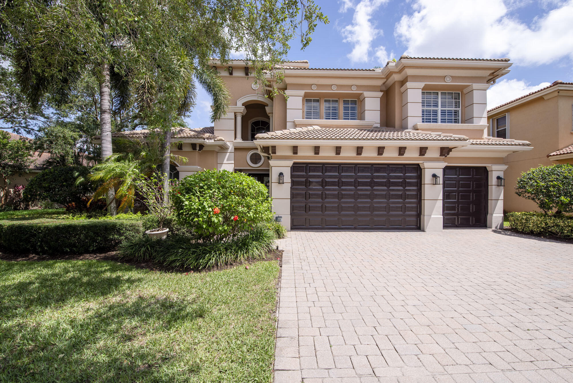 8801 Wellington View Drive
