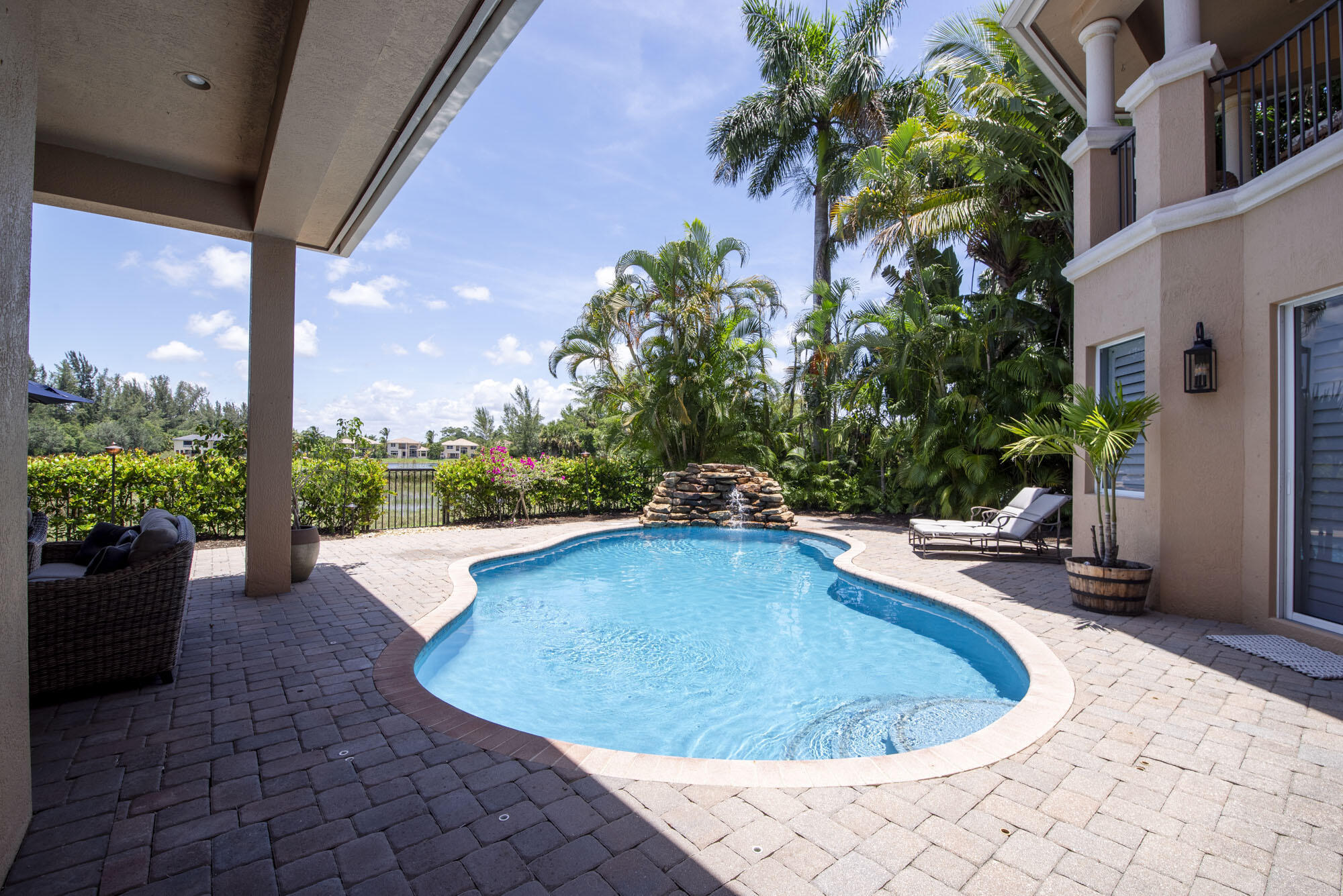 8801 Wellington View Drive