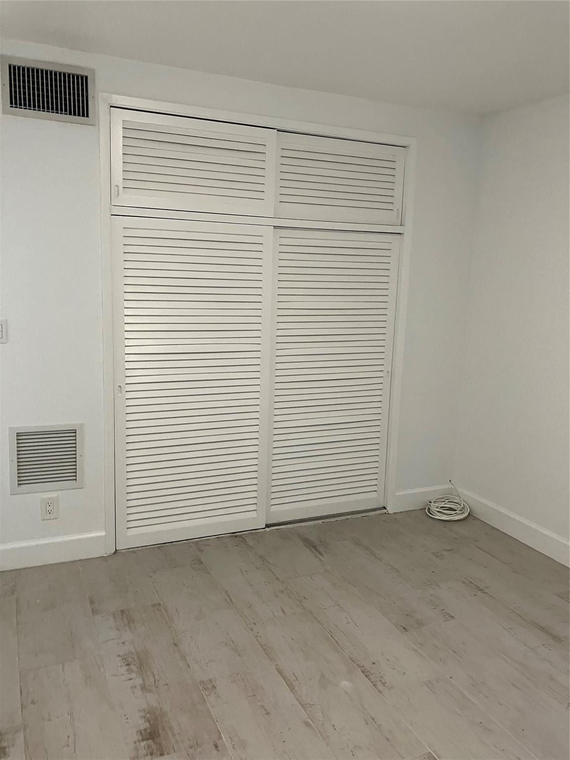 2716 NE 30th Place 101C