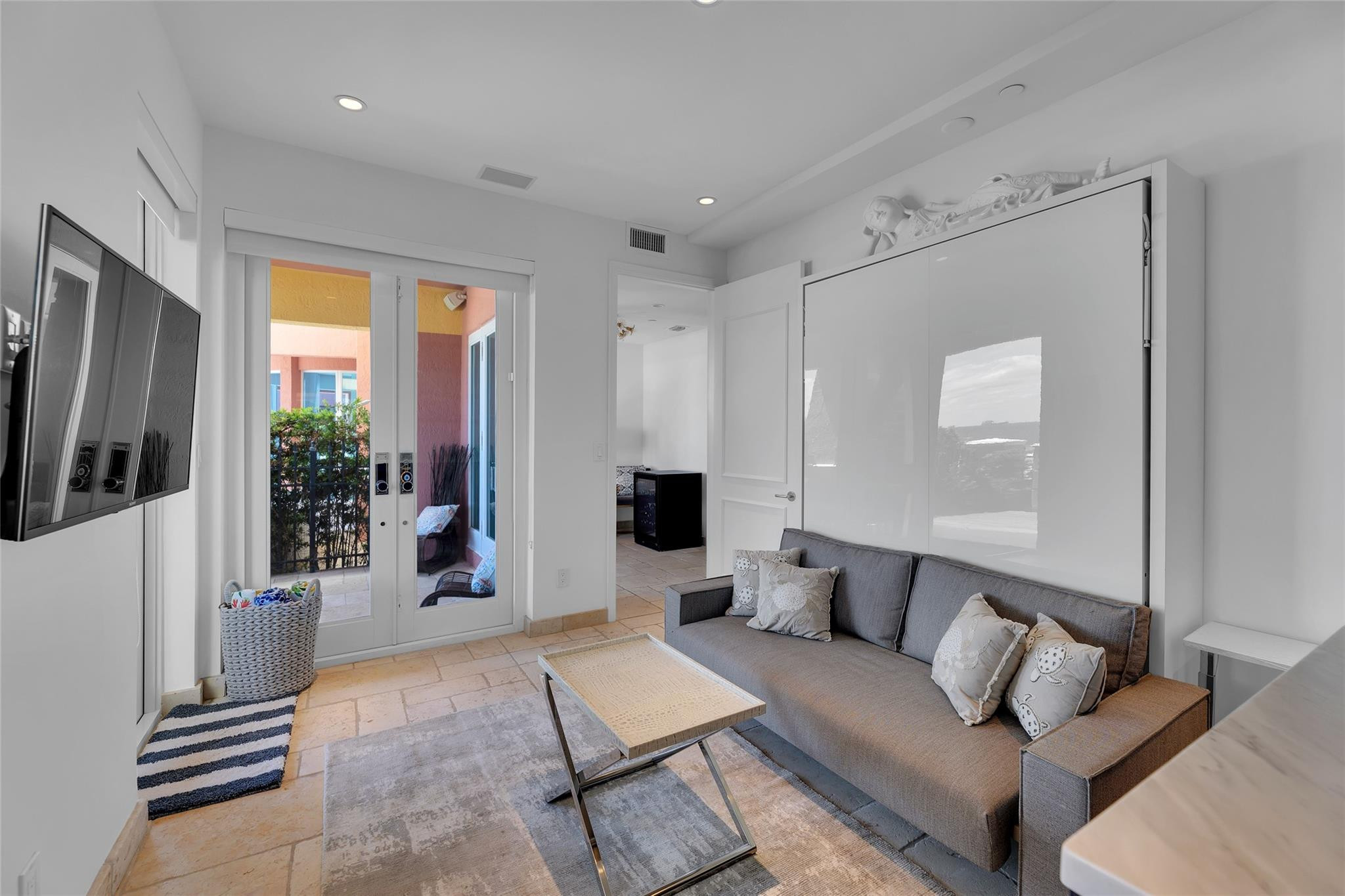 2150 N Ocean Boulevard IV