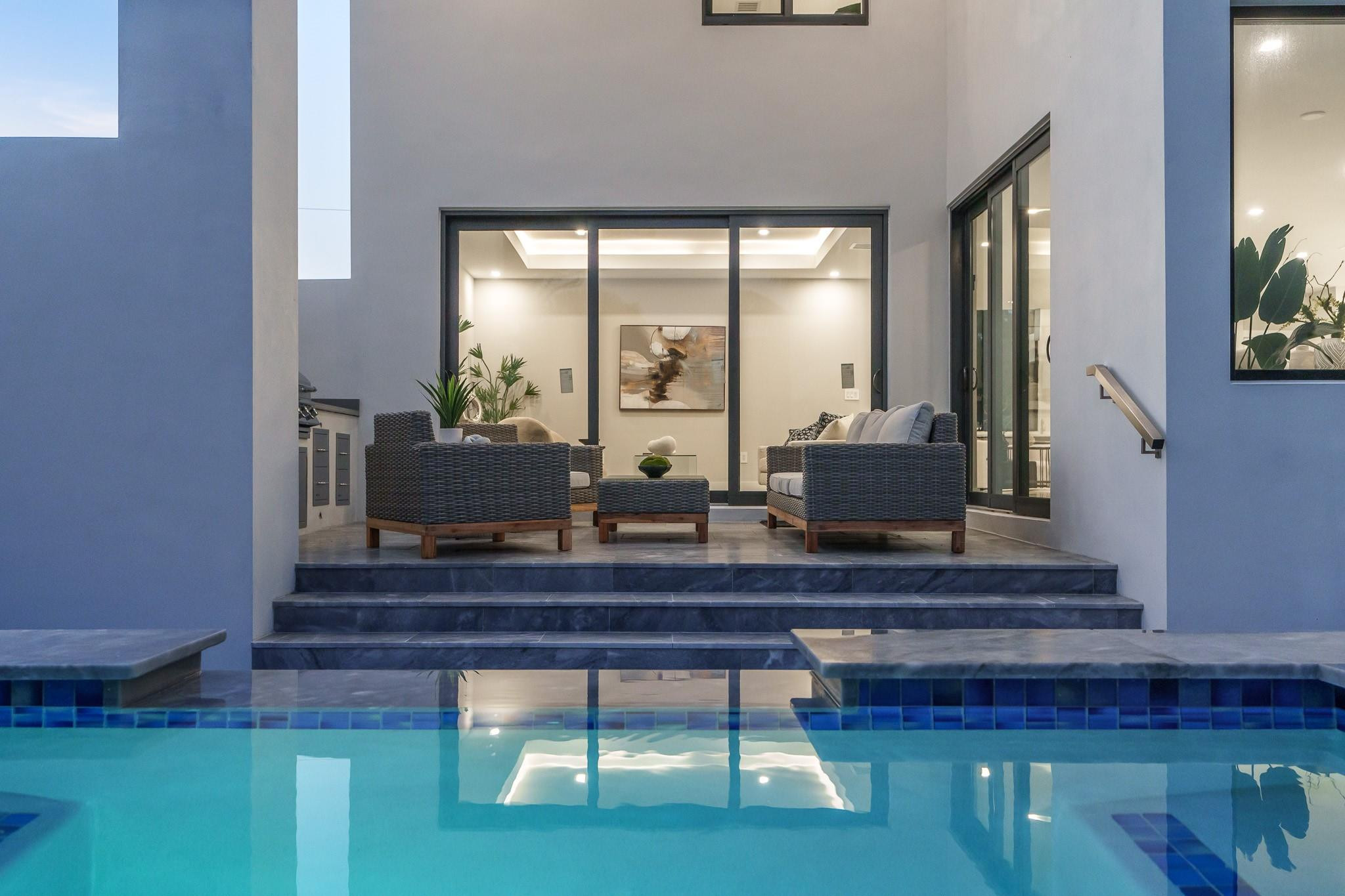 1006 SW 8th Street