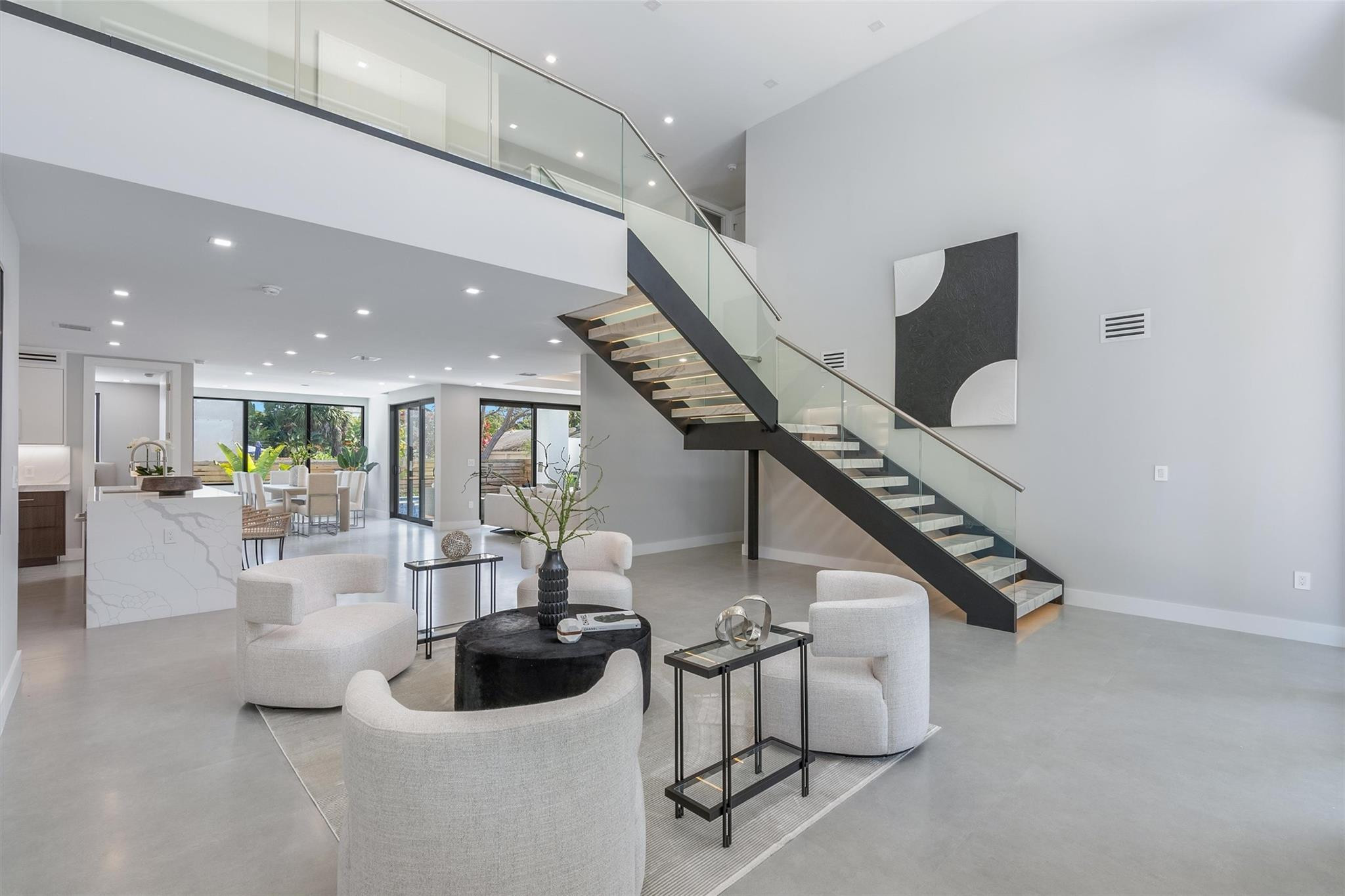 1006 SW 8th Street