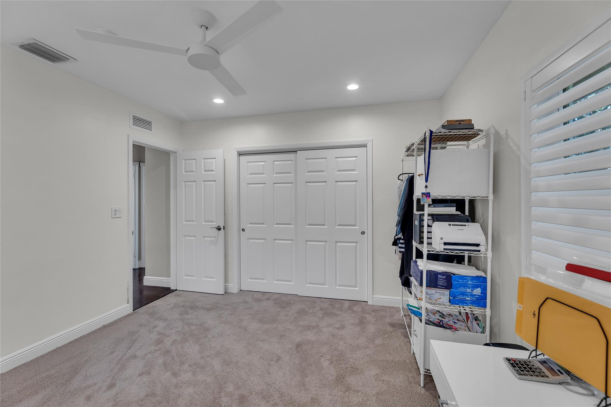 2700 NE 35th Drive