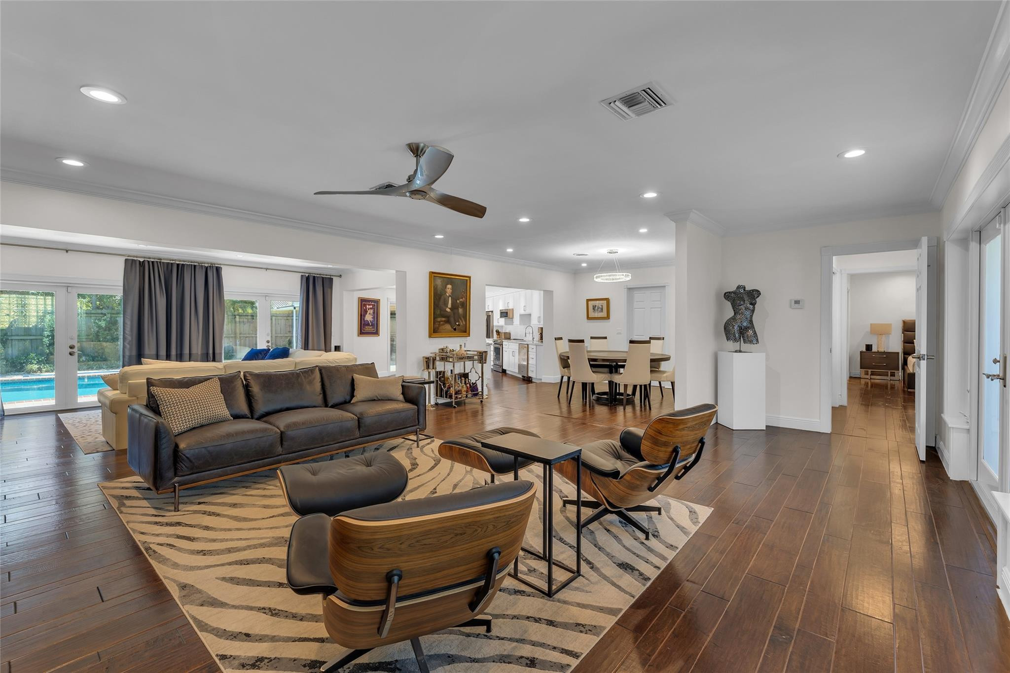 2700 NE 35th Drive