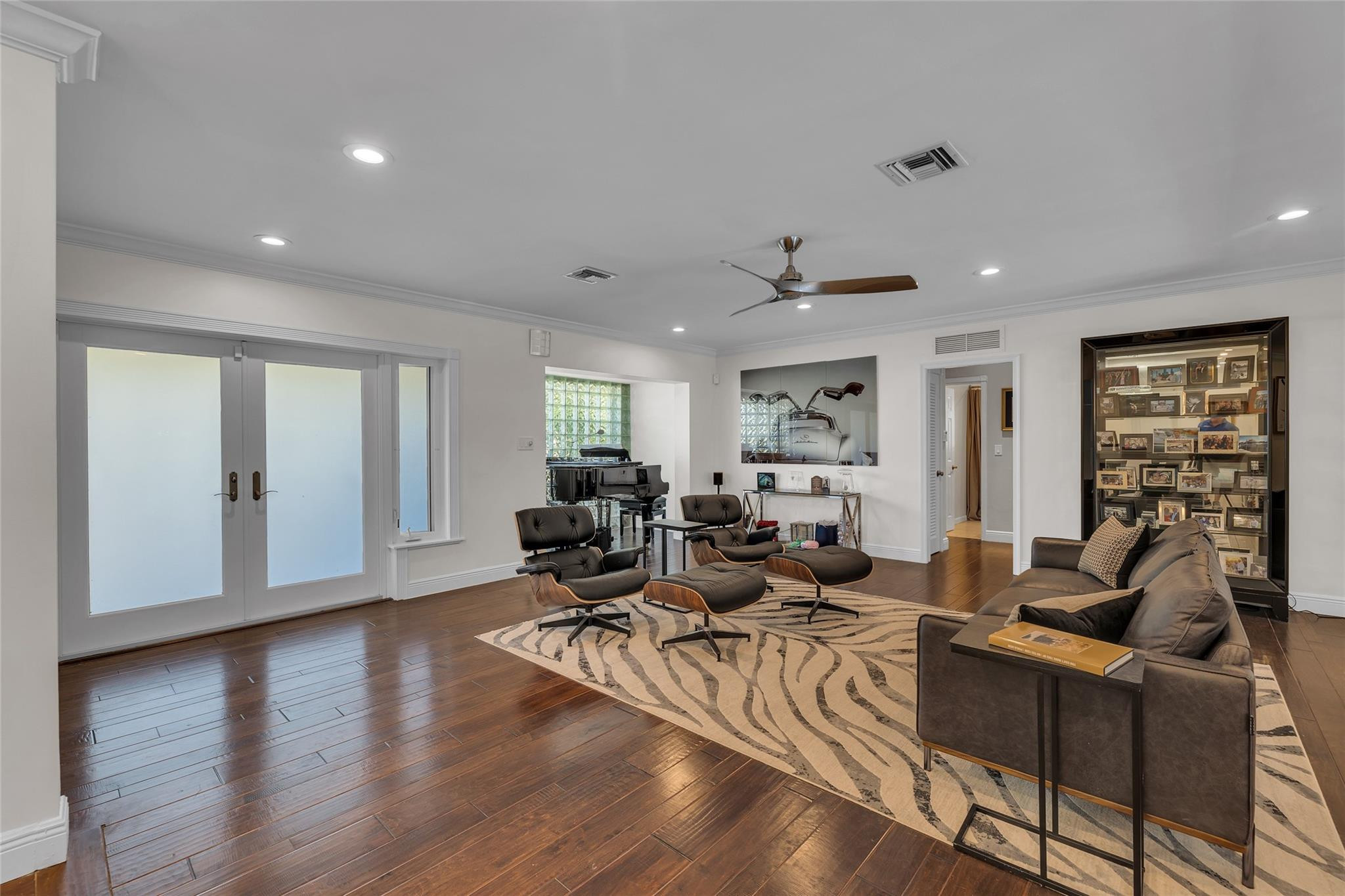2700 NE 35th Drive