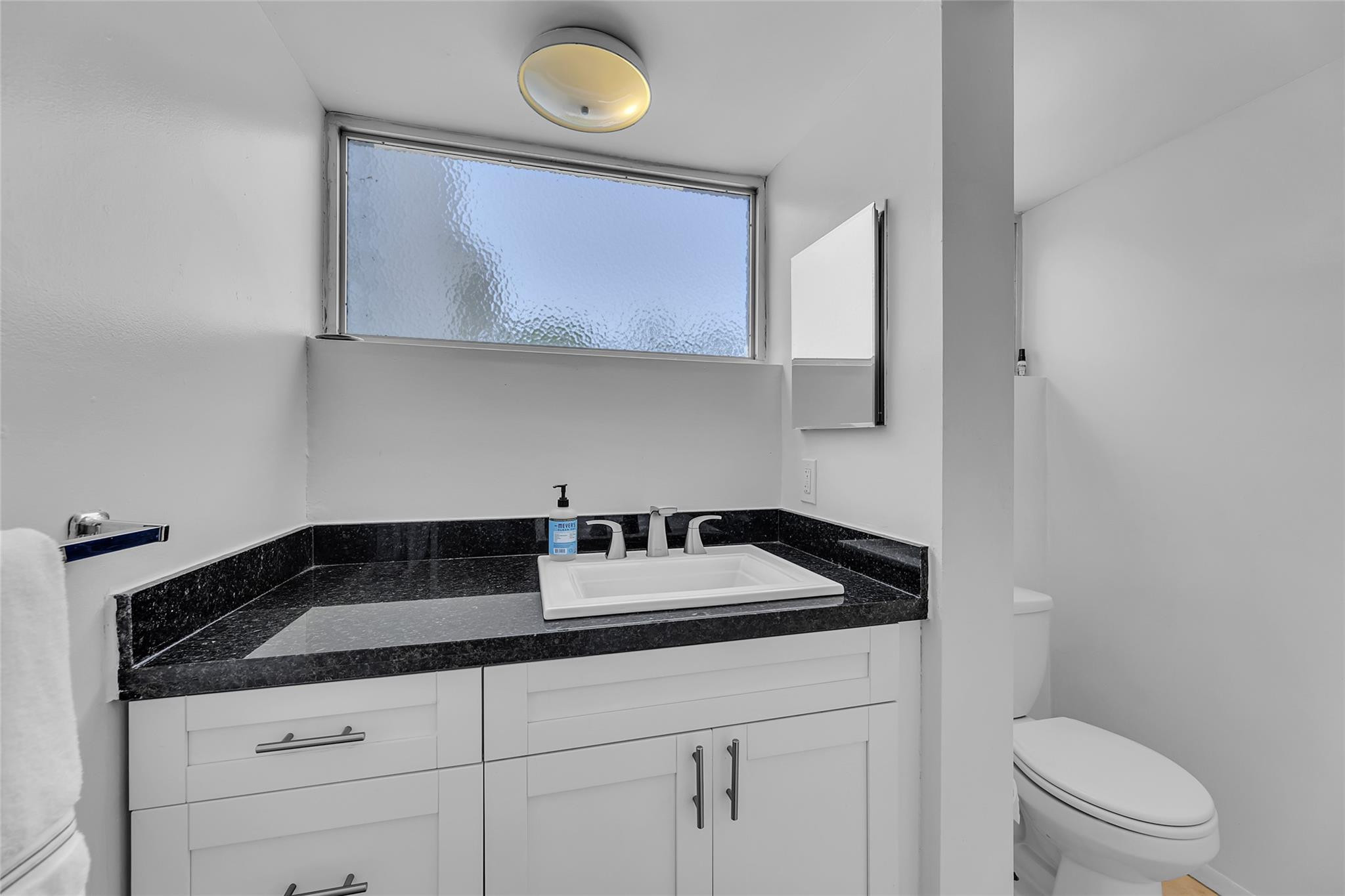 652 Kensington Place 14A