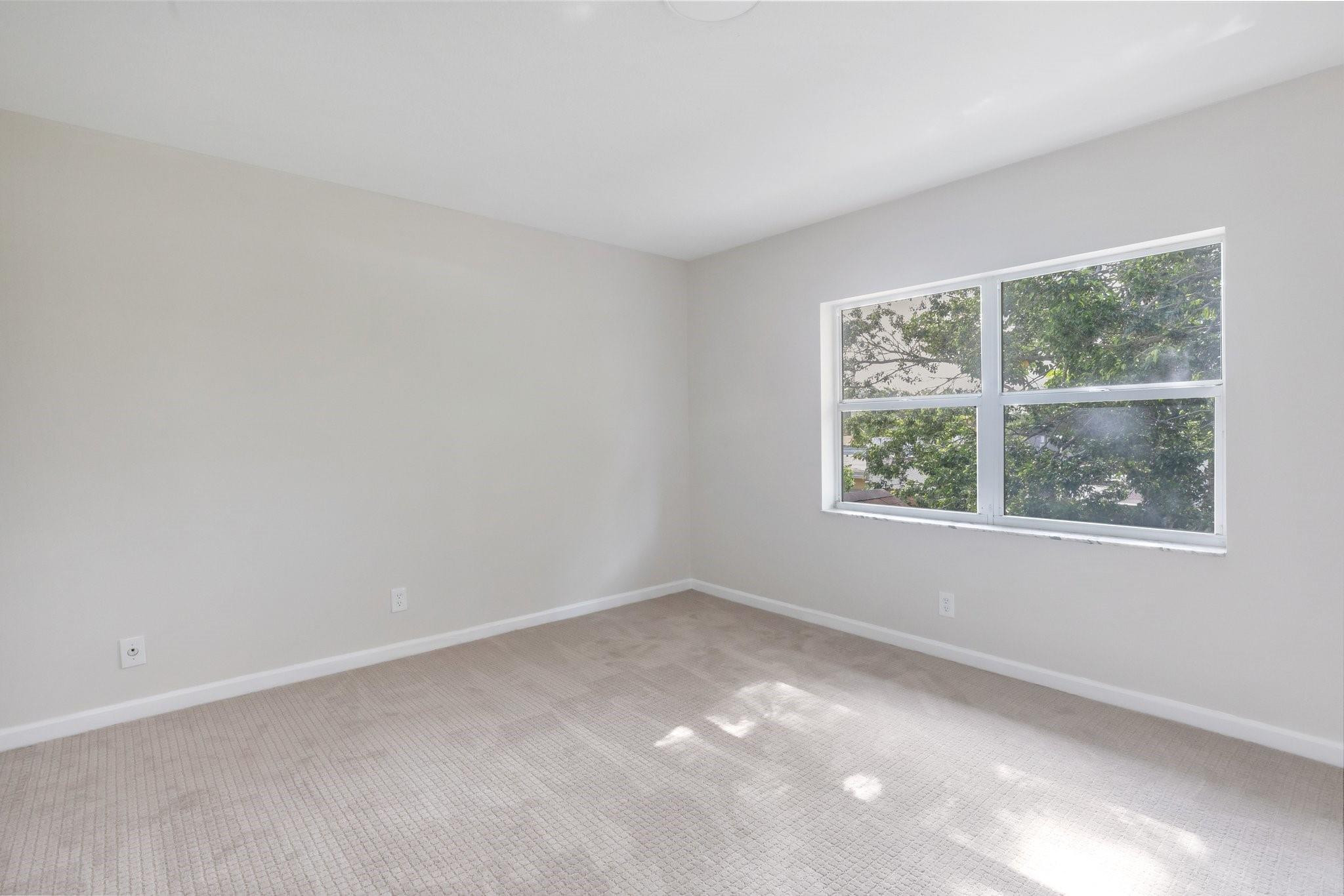 4326 NW 3rd Terrace