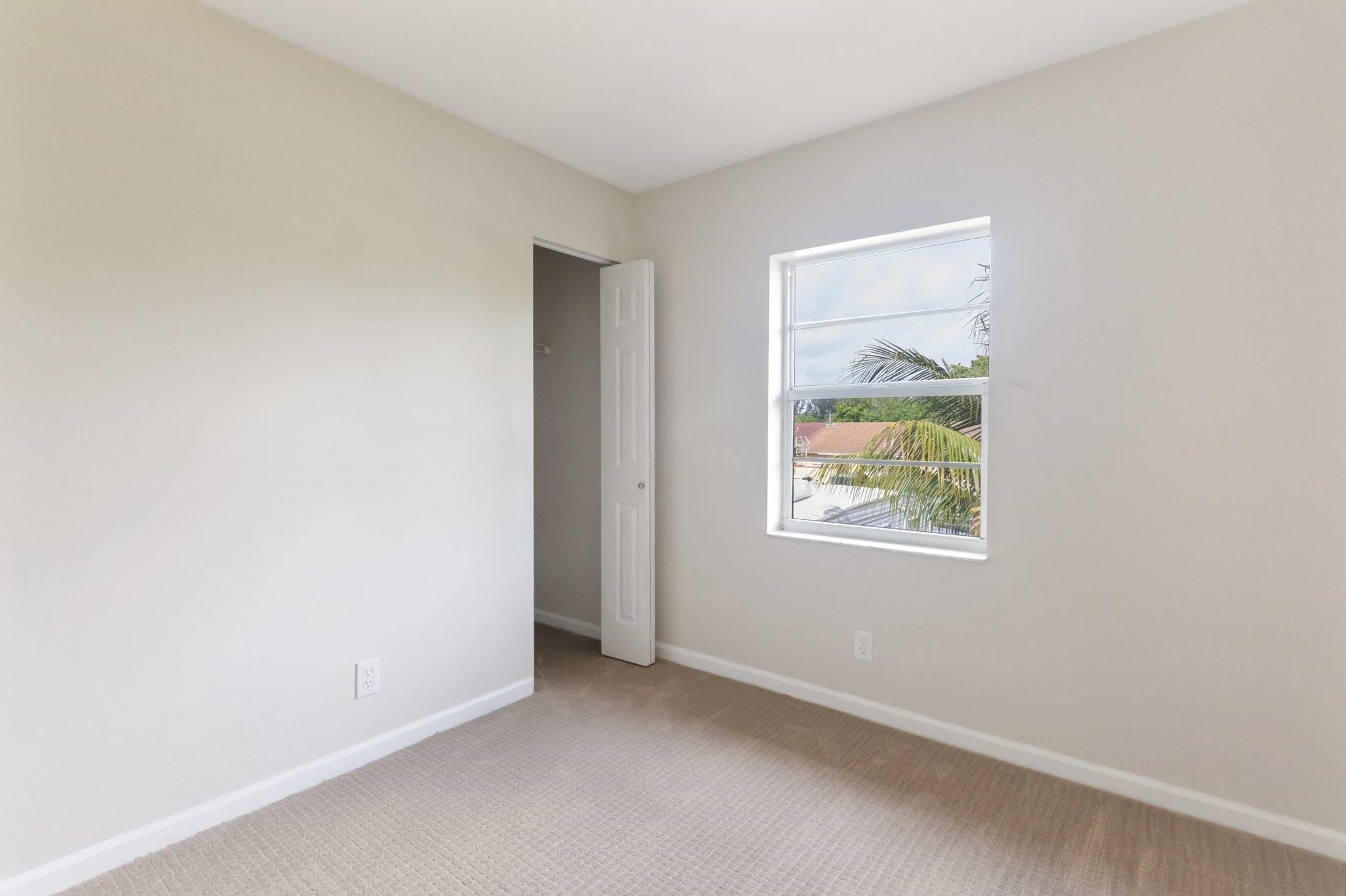 4326 NW 3rd Terrace