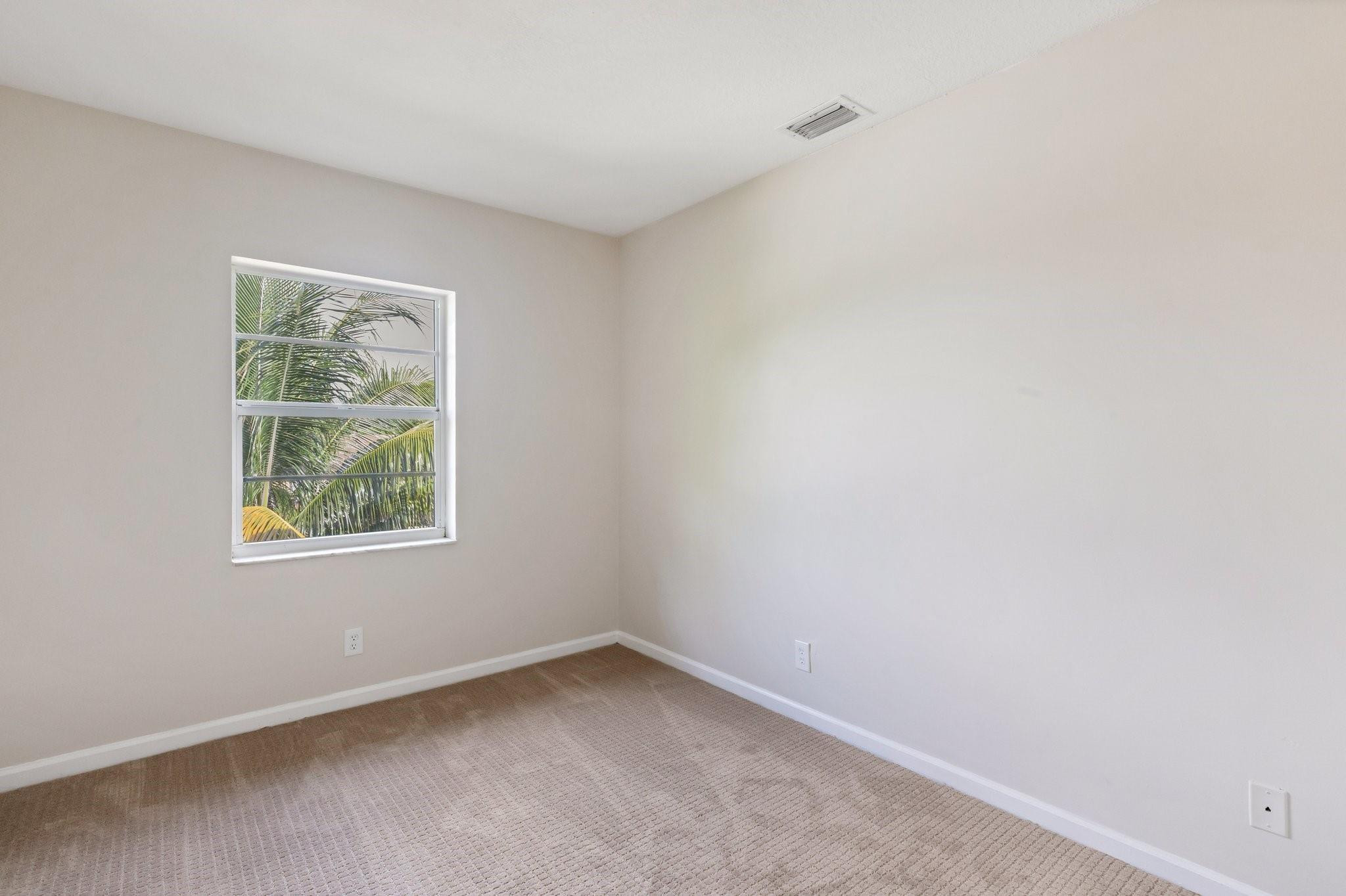 4326 NW 3rd Terrace