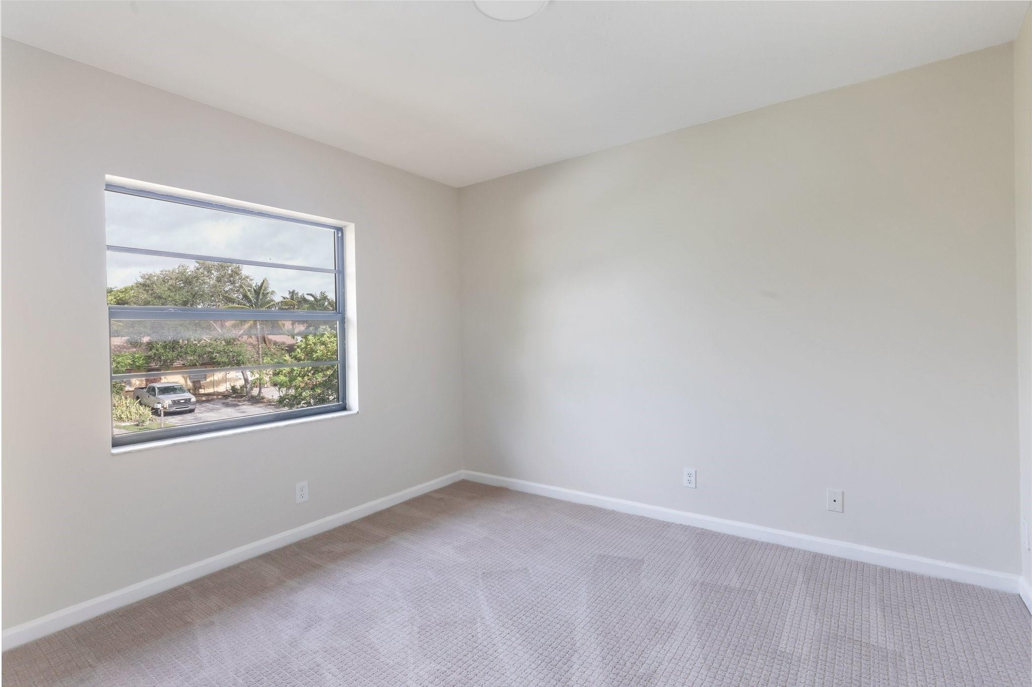 4326 NW 3rd Terrace