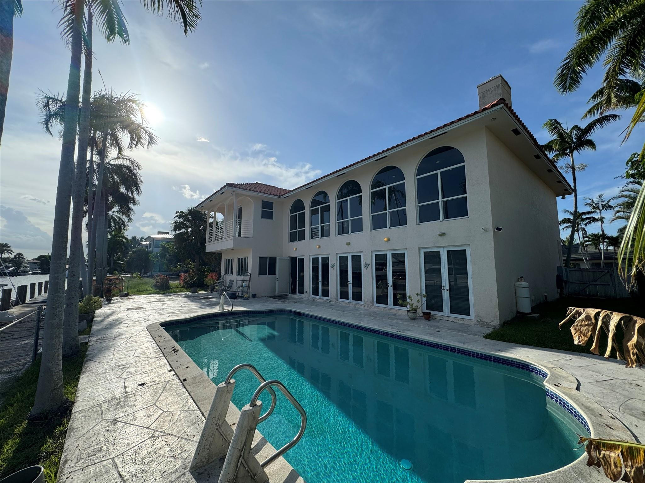 2864 NE 26th Place