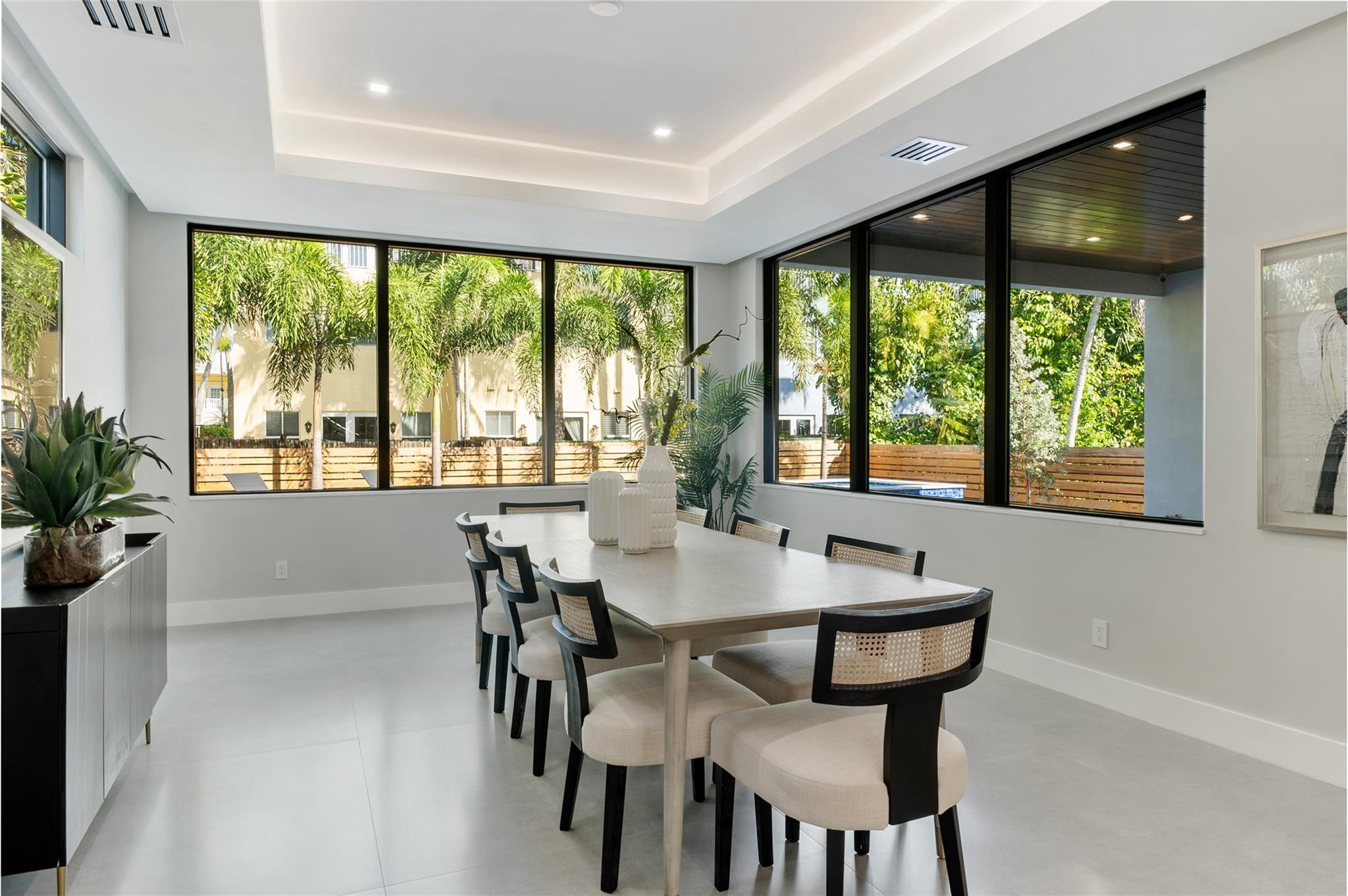 931 SW 8th Street