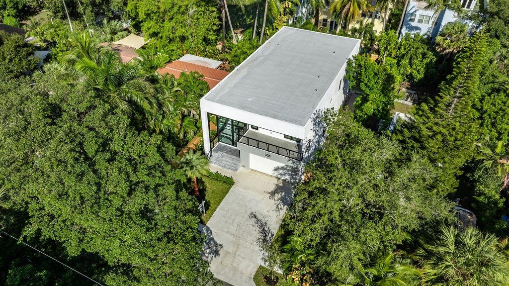 931 SW 8th Street