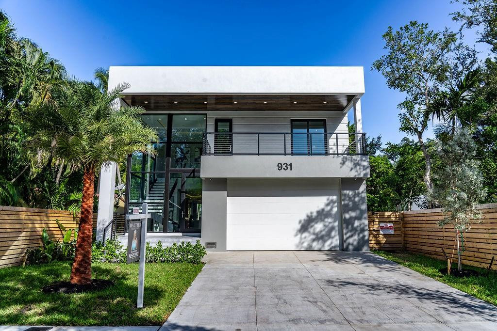 931 SW 8th Street