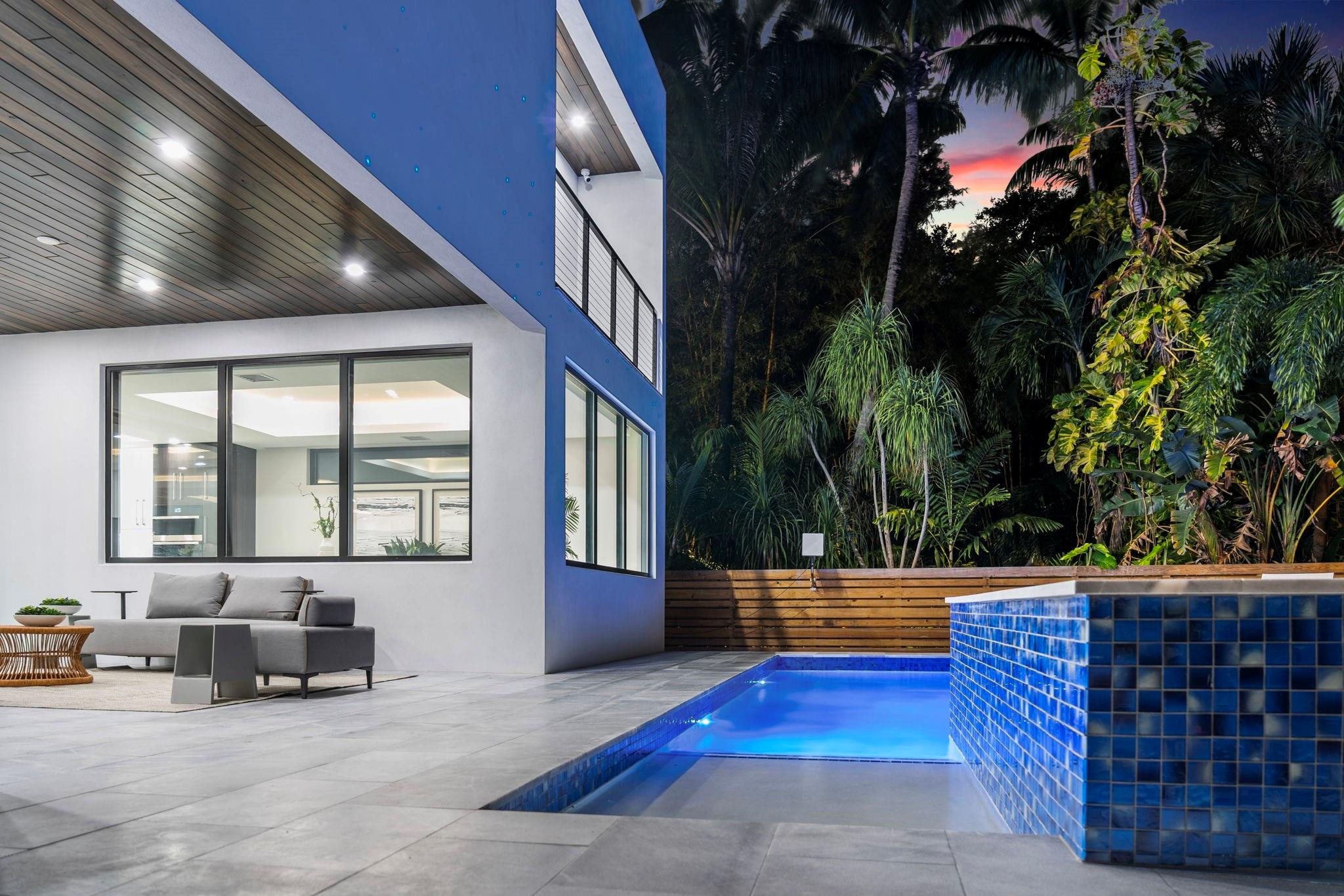 931 SW 8th Street