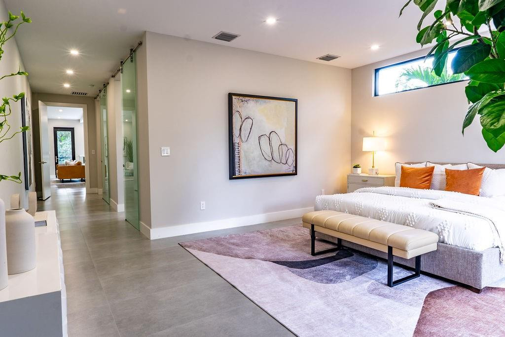 931 SW 8th Street