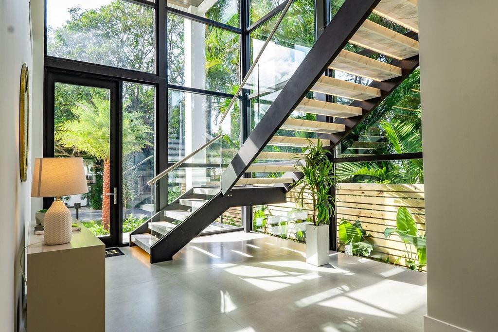 931 SW 8th Street