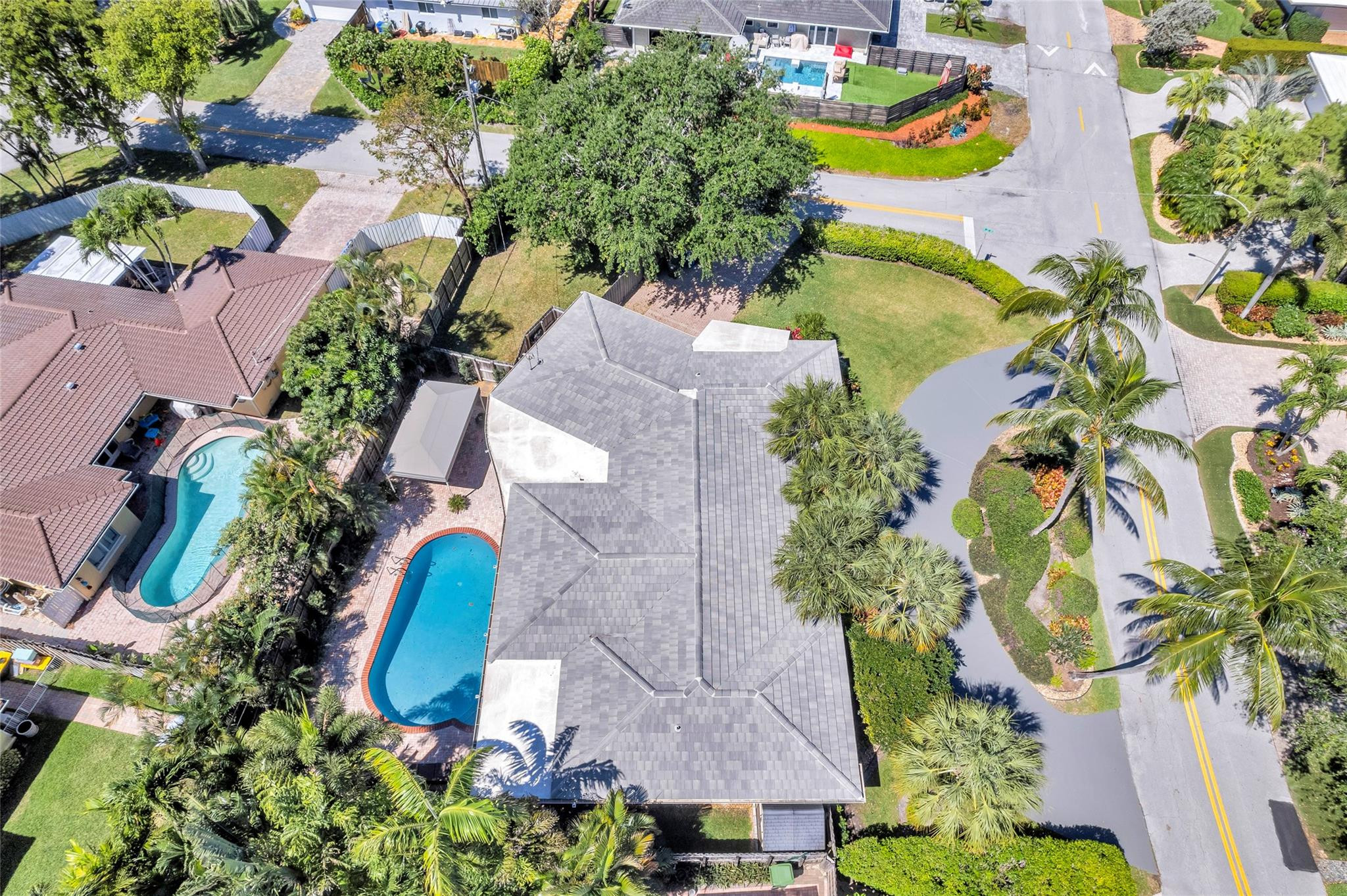 2700 NE 35th Drive