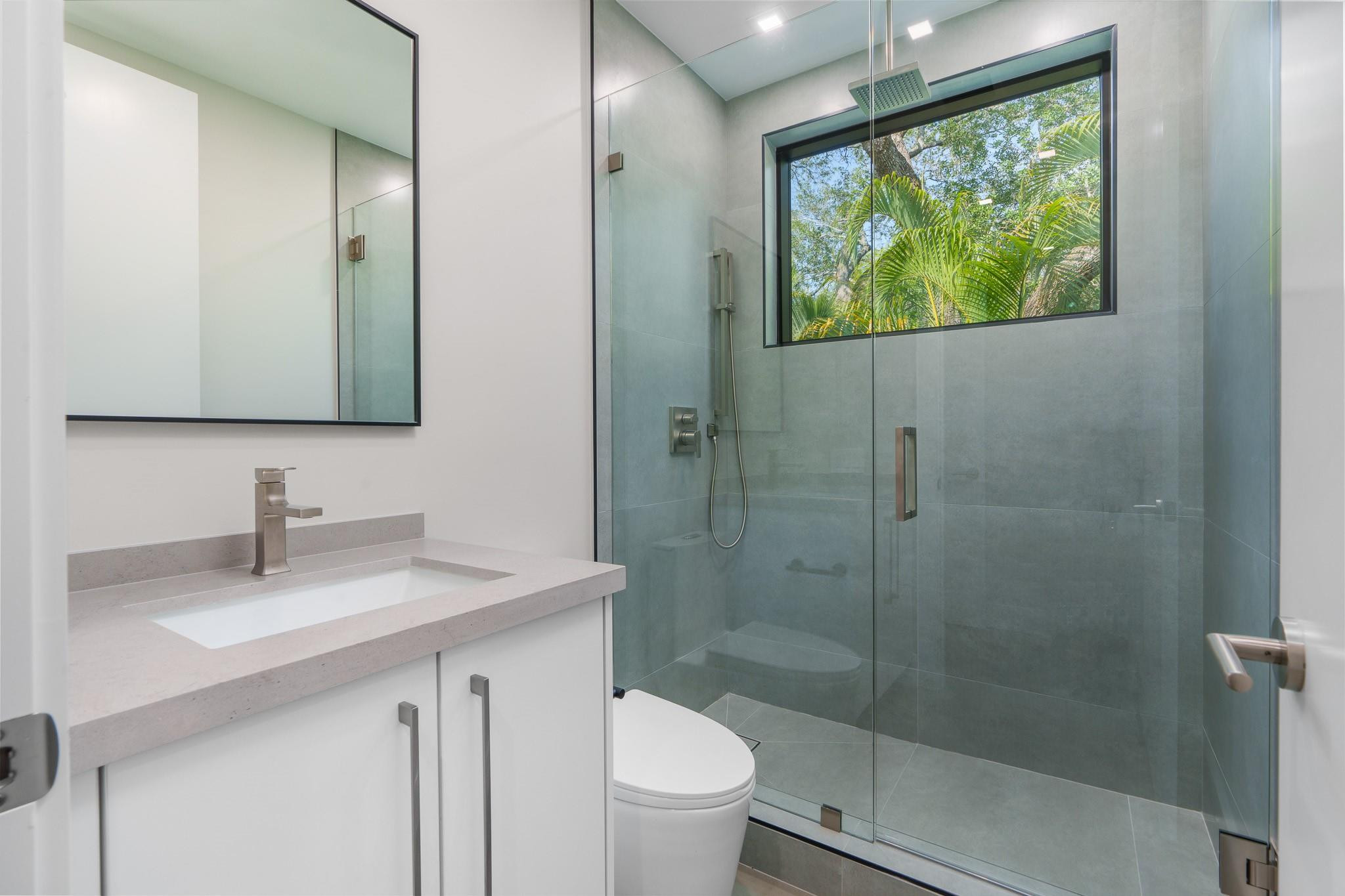 815 SW 11th Street
