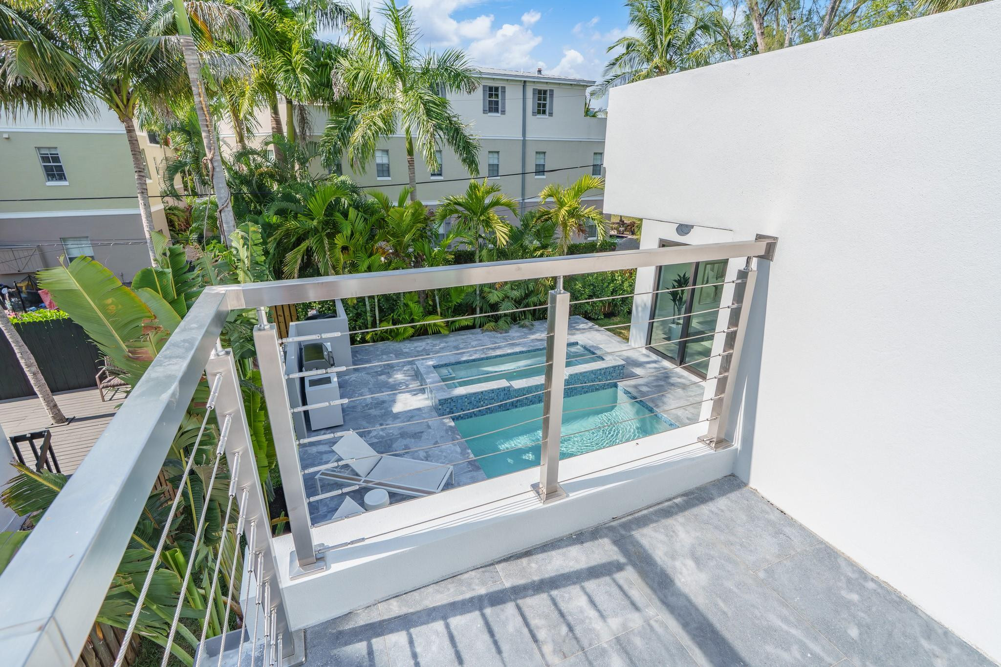 815 SW 11th Street