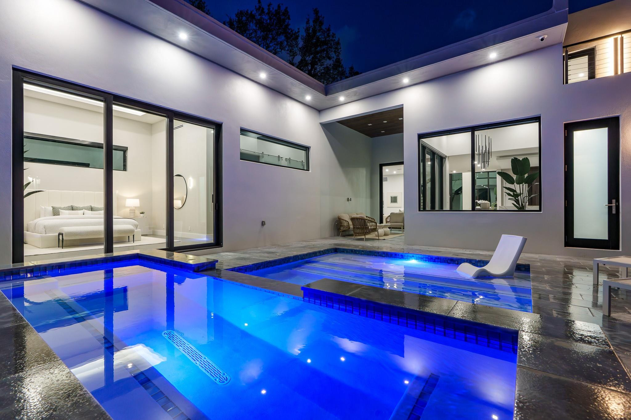 815 SW 11th Street
